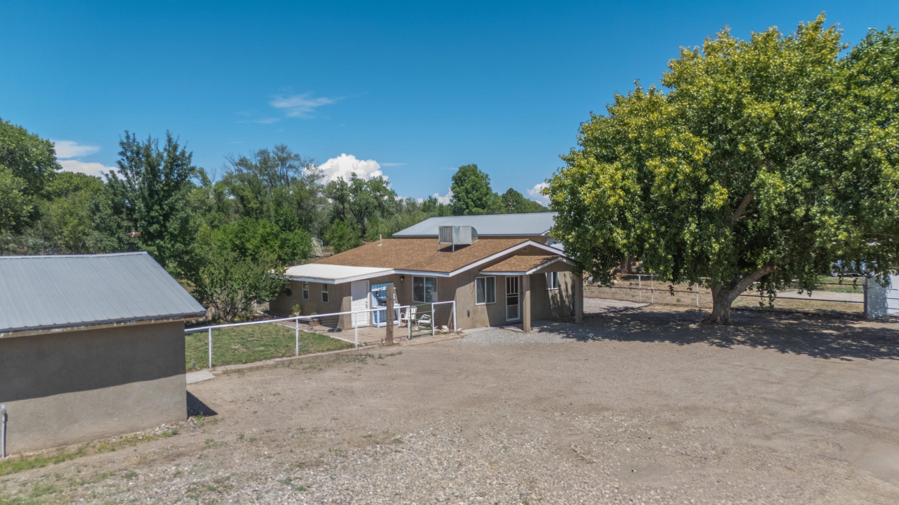 86 Molina Road