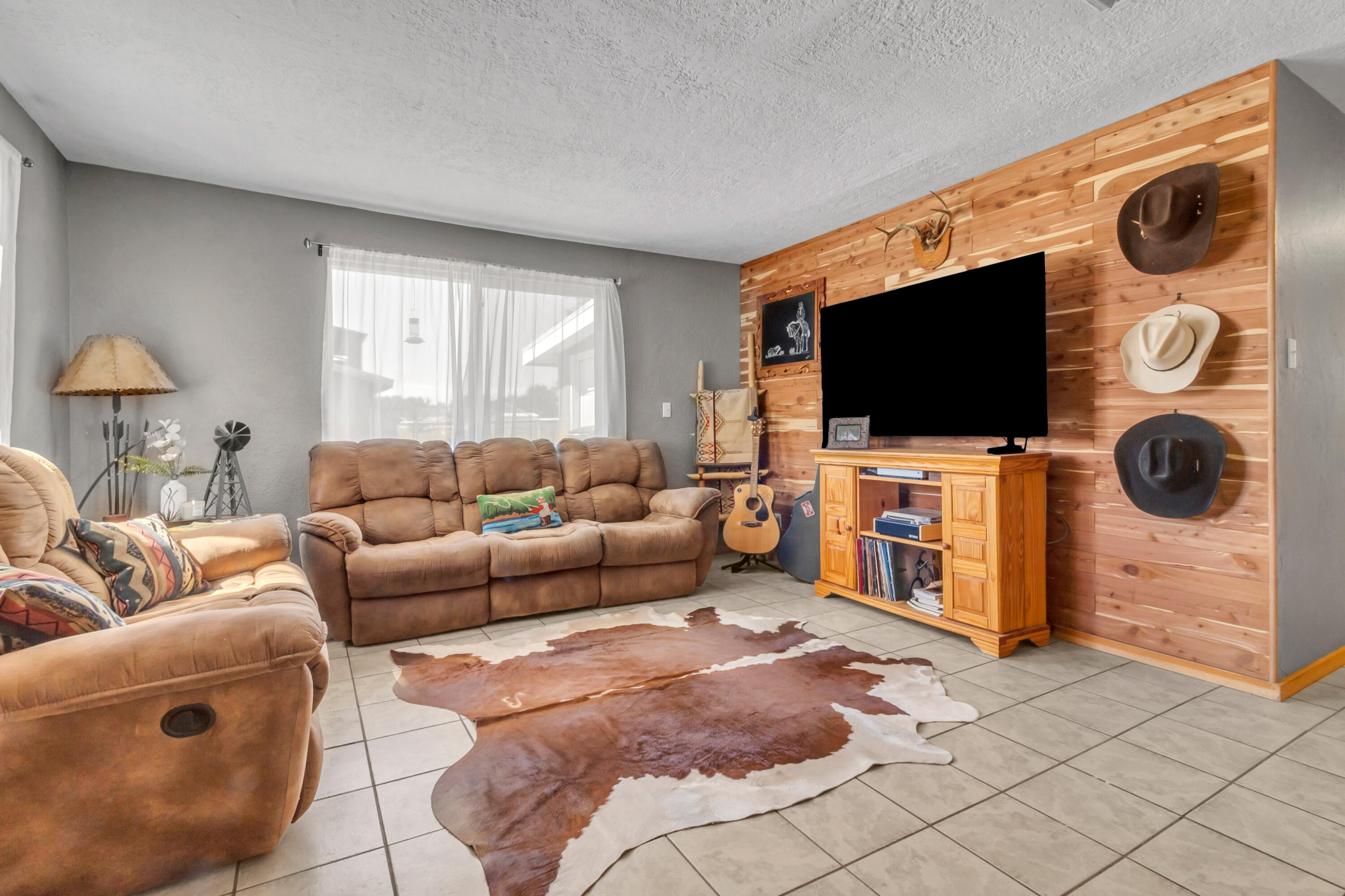 86 Molina Road