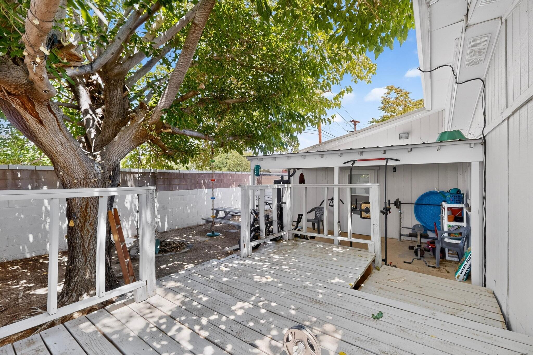 5119 Stream Court NE