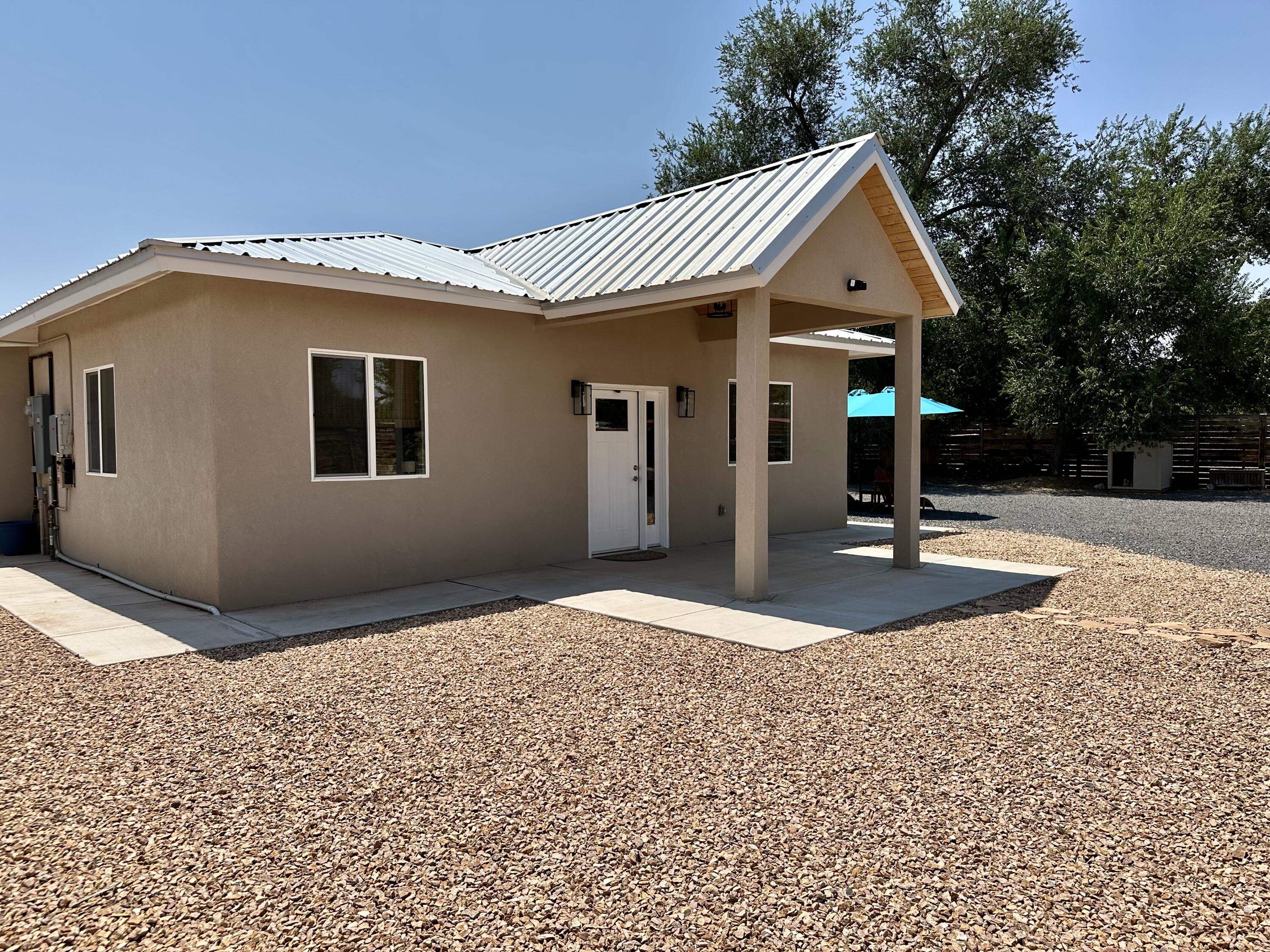 6 Adobe Lane