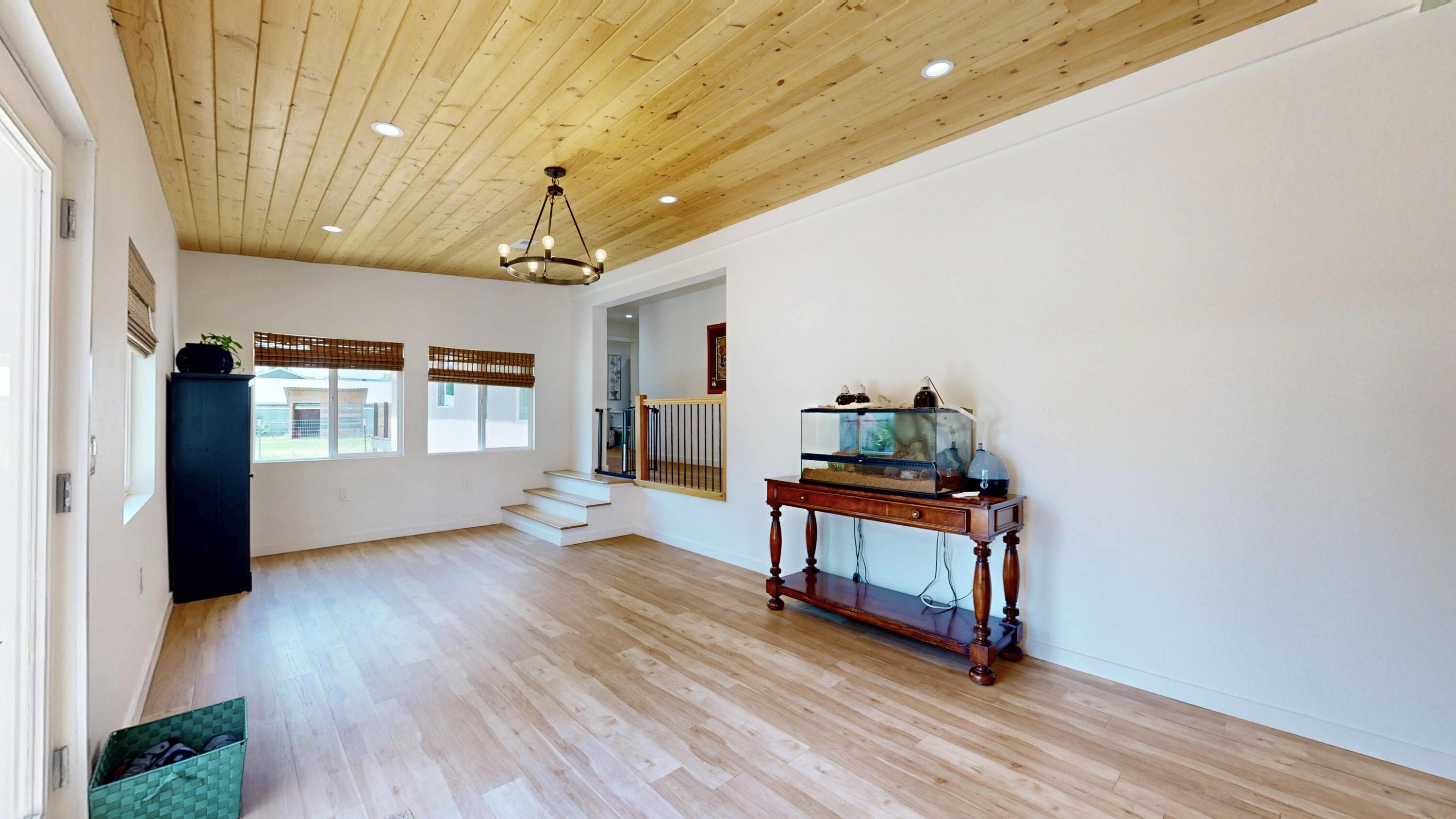 6 Adobe Lane