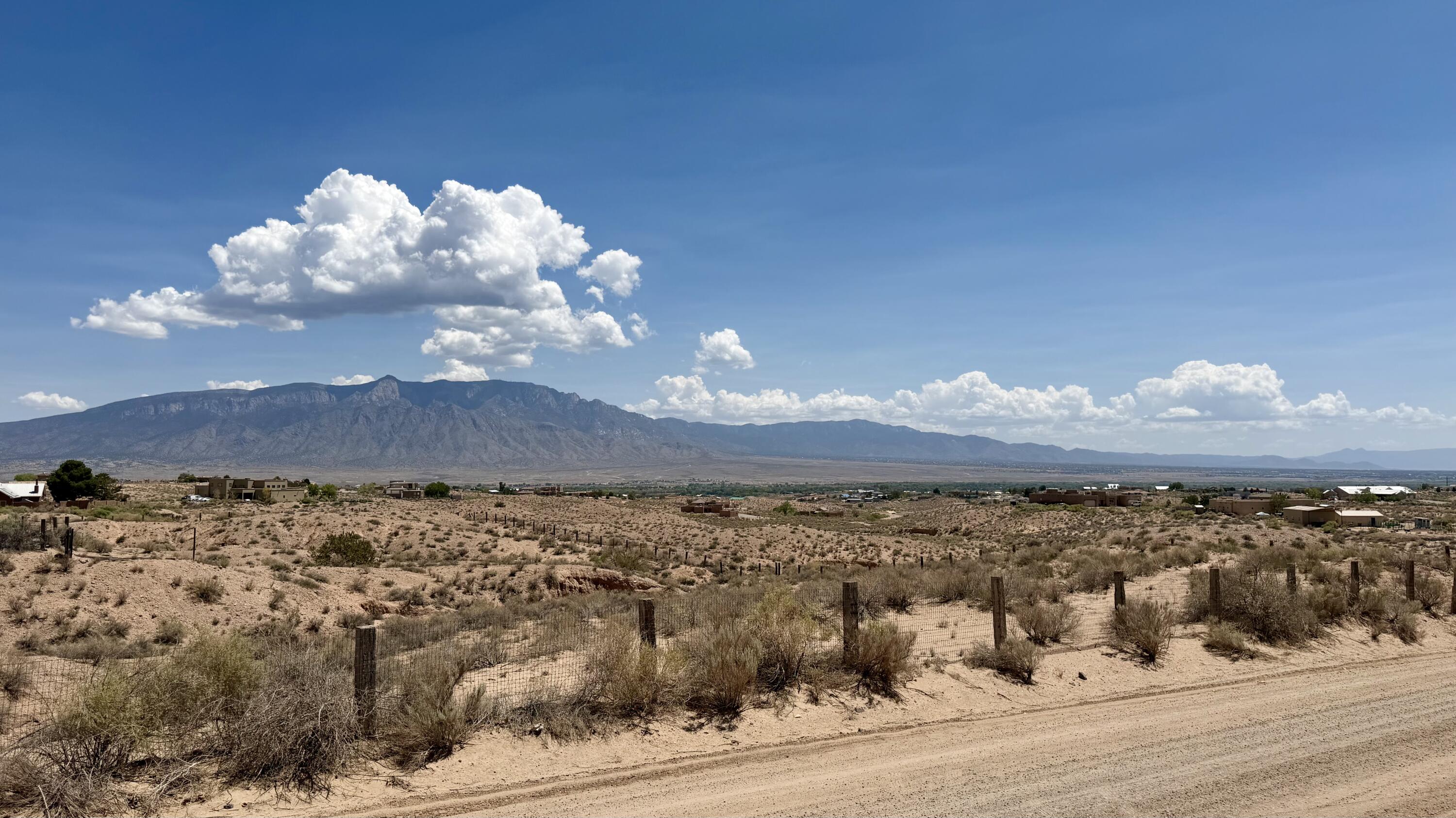 4900 Teton Avenue NE