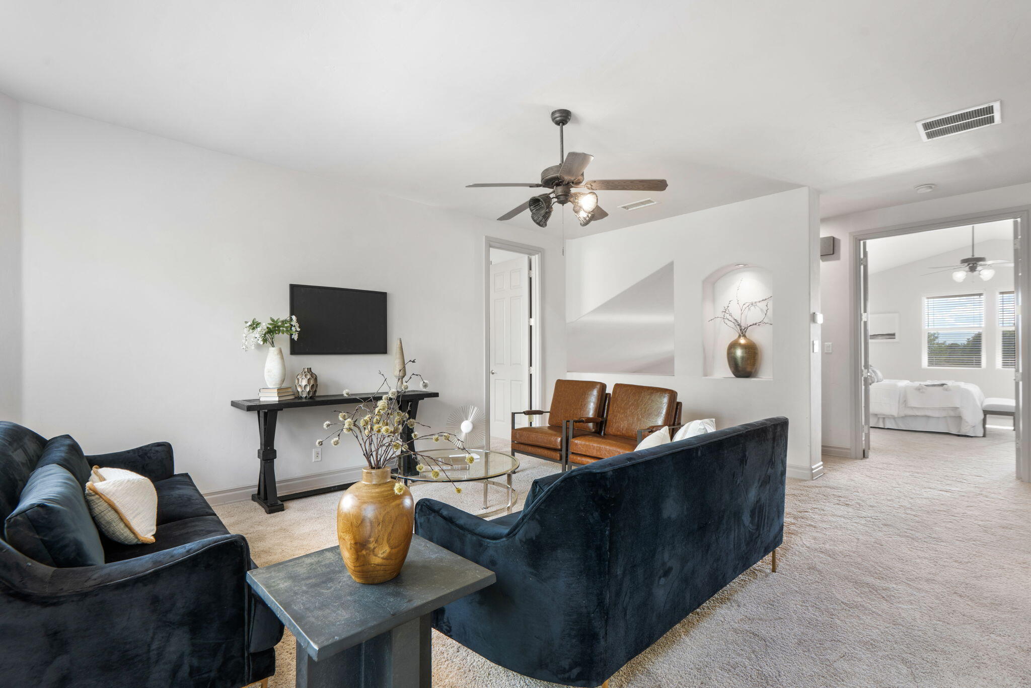 6004 Wildflower Trail NE