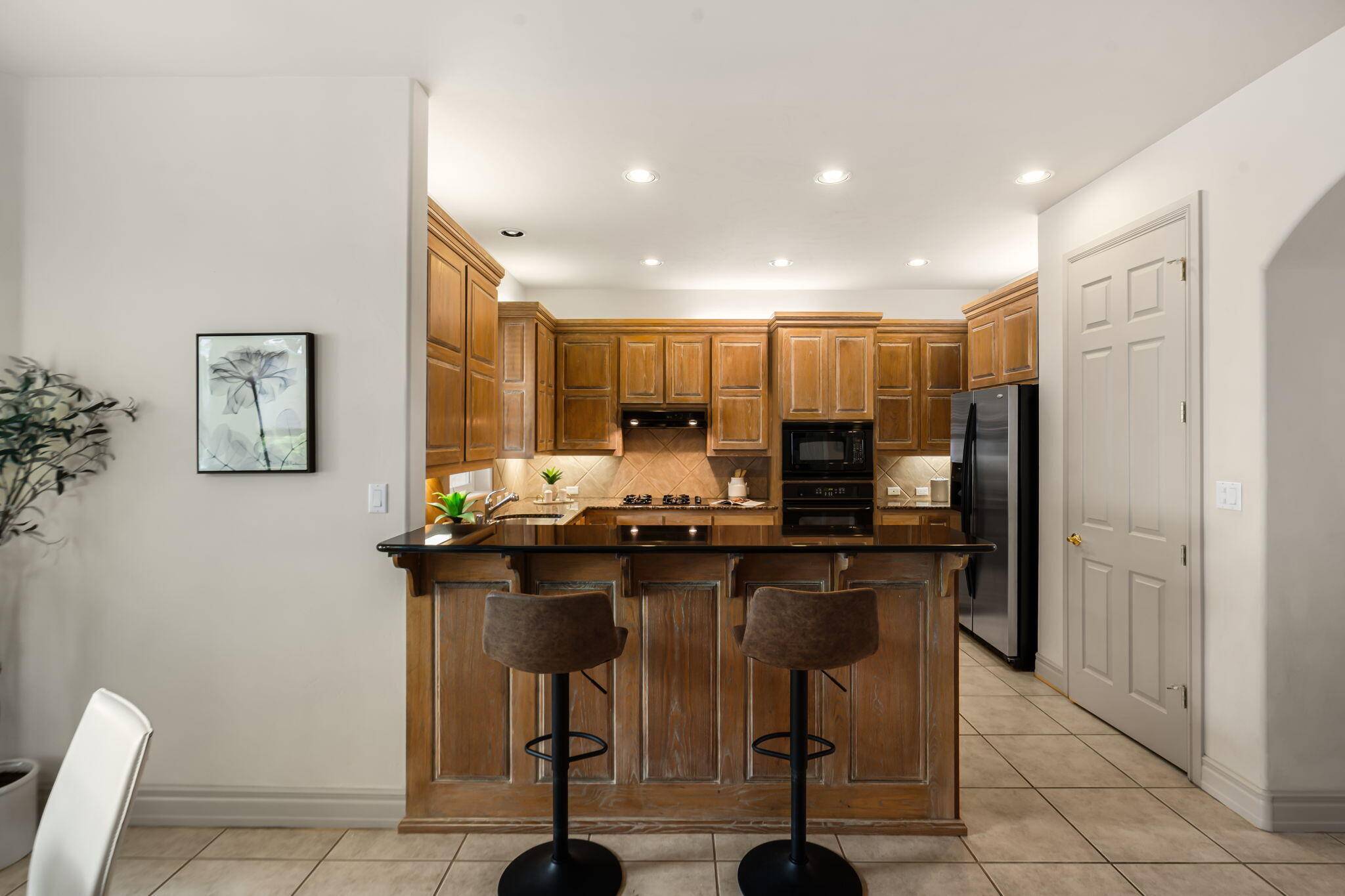 6004 Wildflower Trail NE