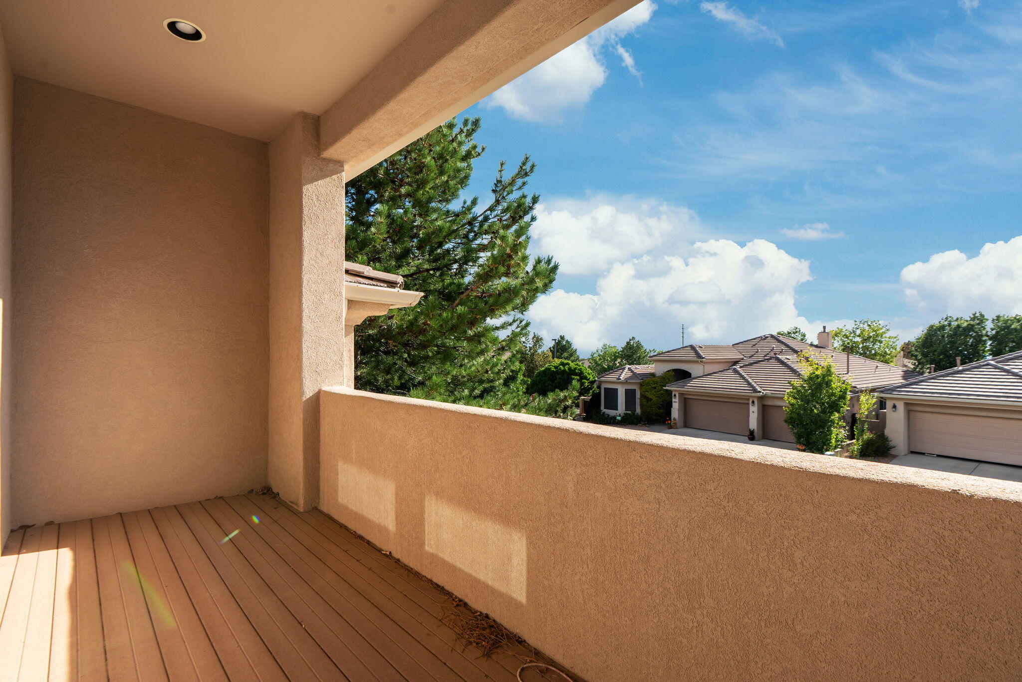 6004 Wildflower Trail NE