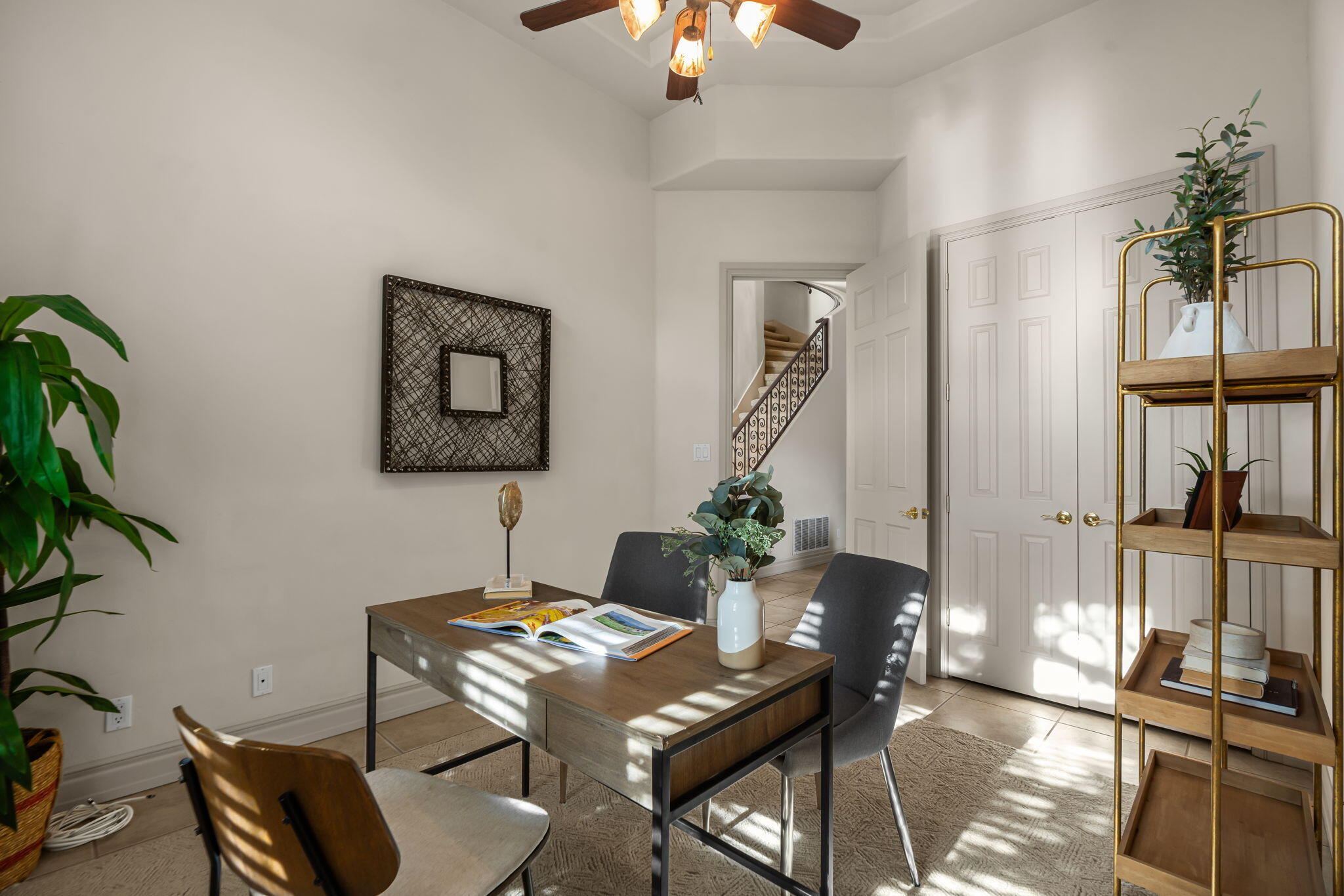 6004 Wildflower Trail NE