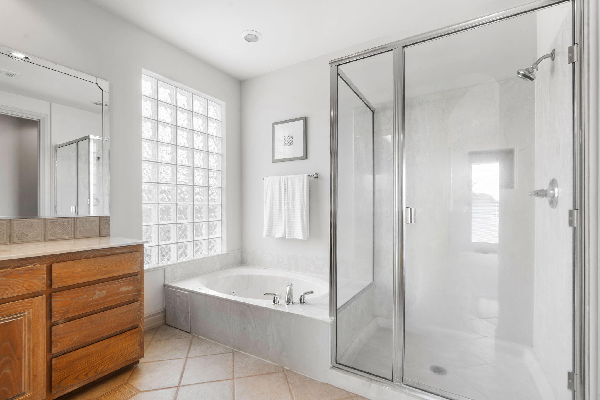 6004 Wildflower Trail NE
