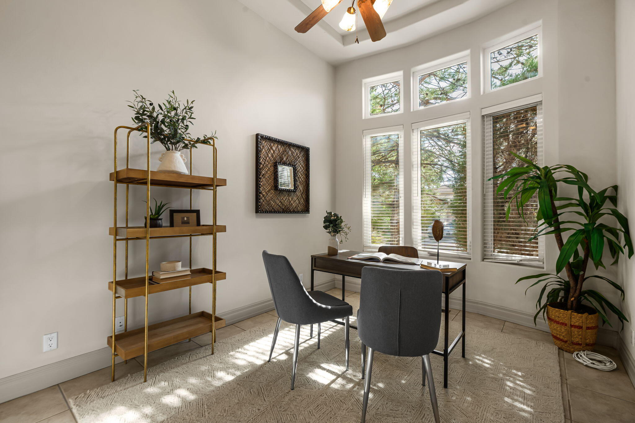 6004 Wildflower Trail NE