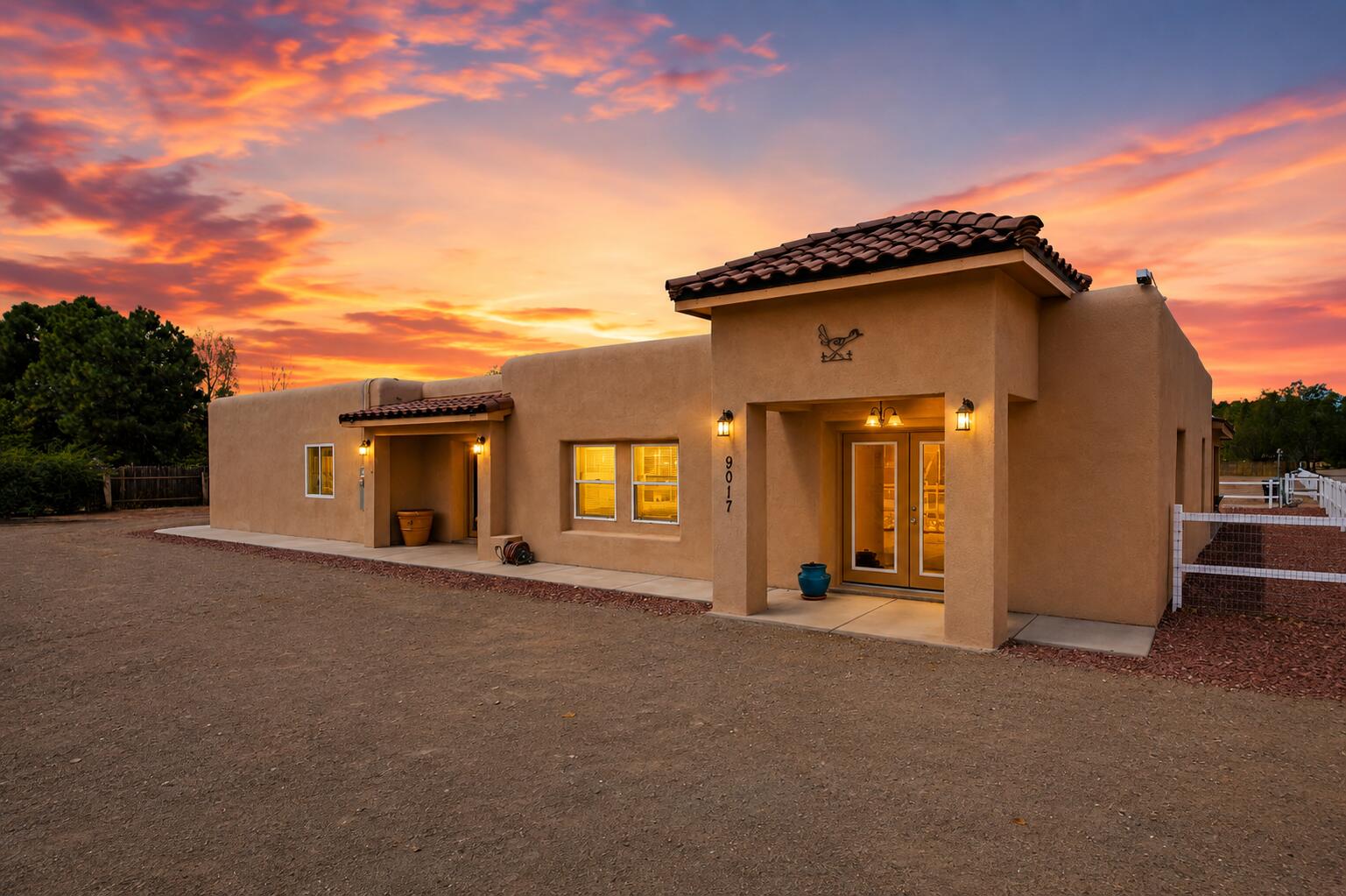 9017 Guadalupe Trail NW