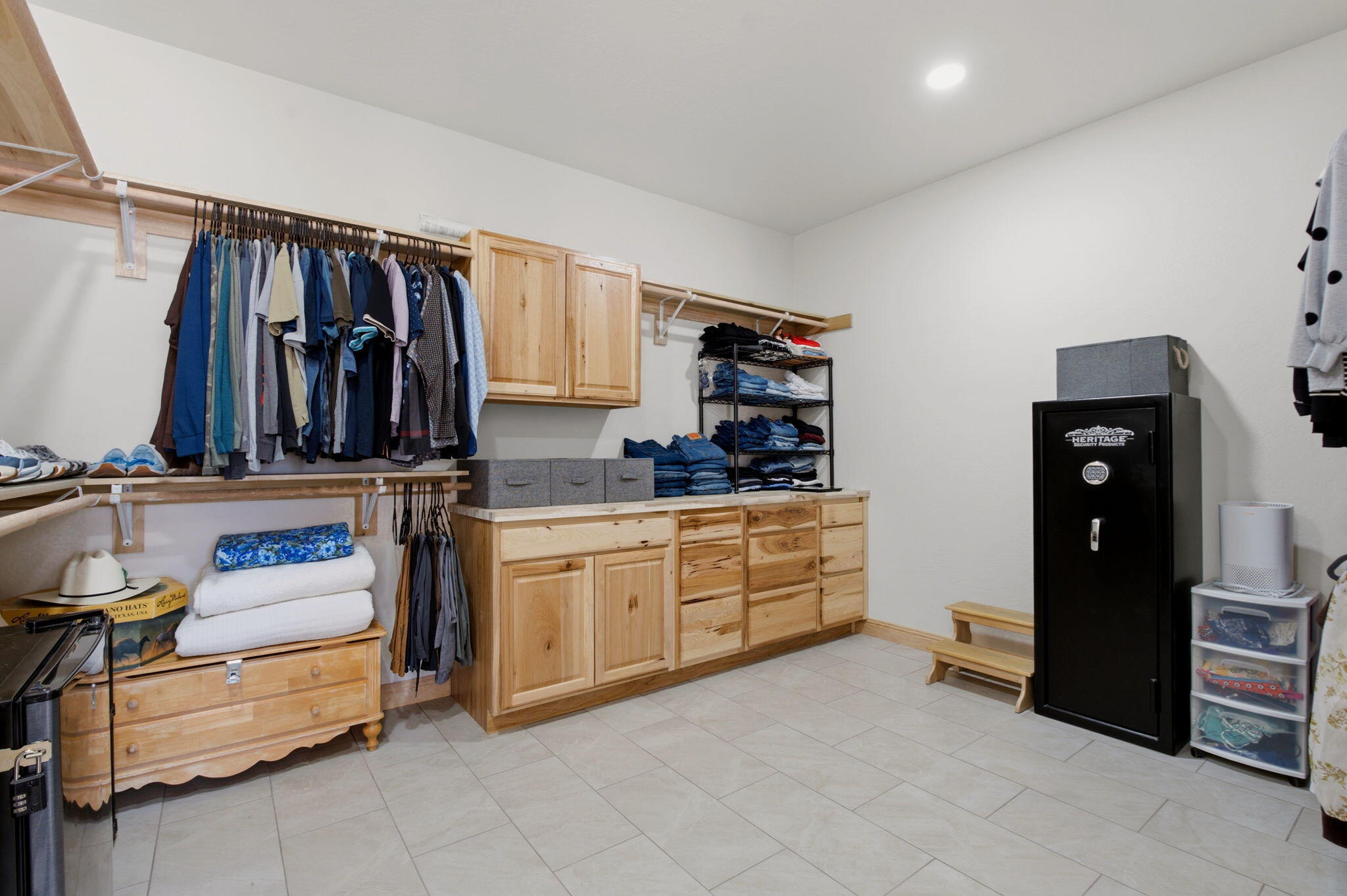 9017 Guadalupe Trail NW