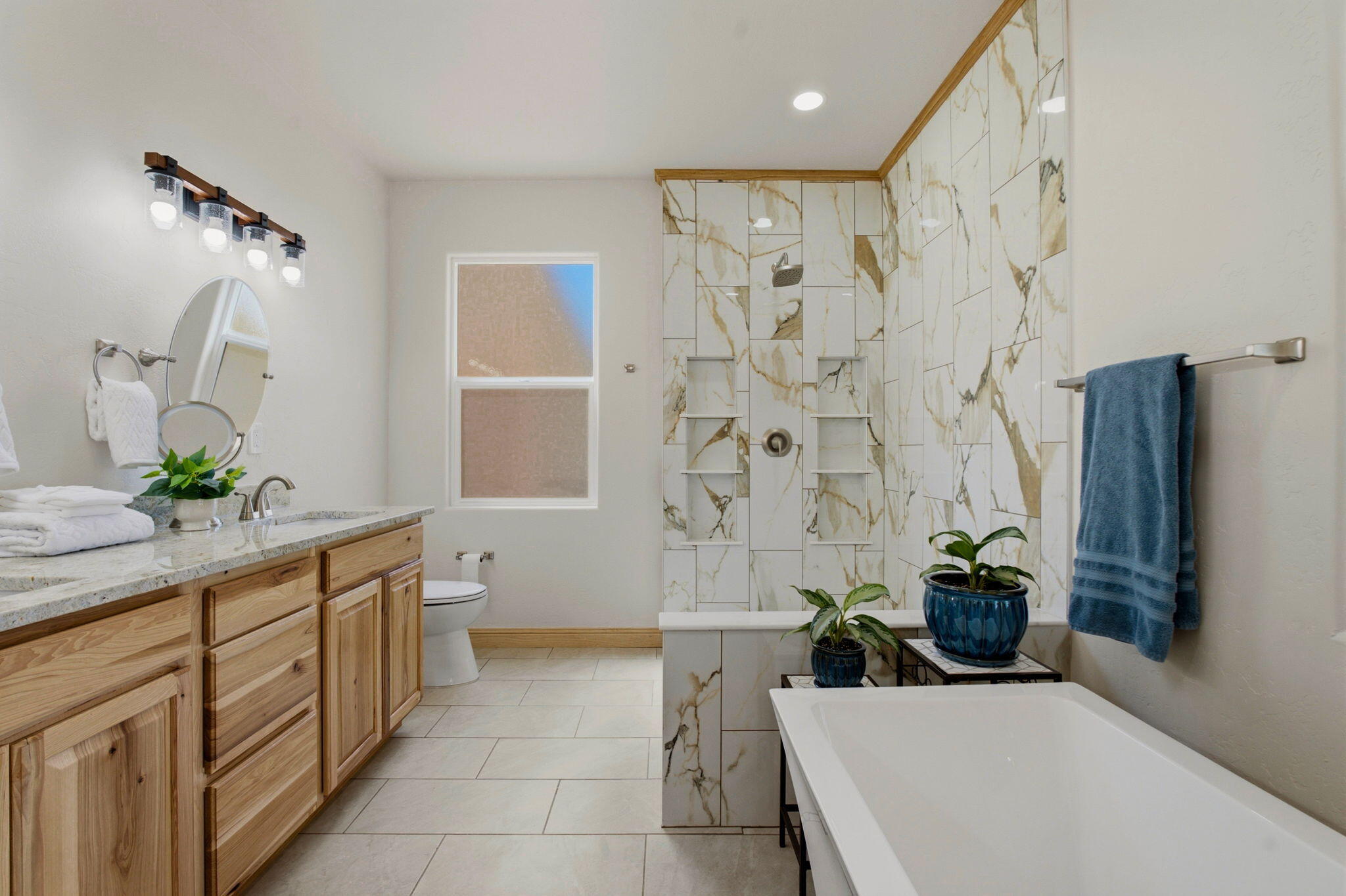 9017 Guadalupe Trail NW