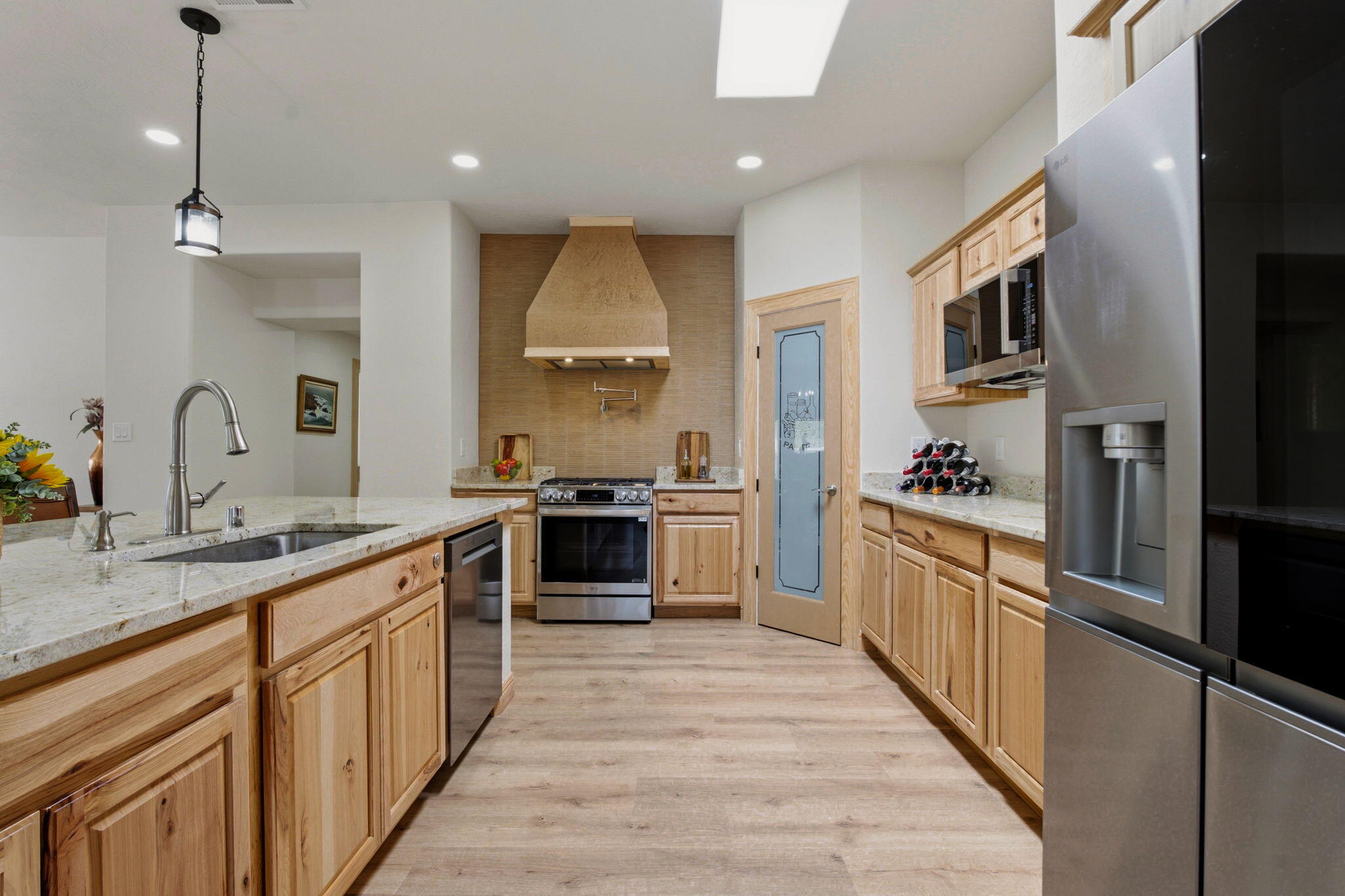 9017 Guadalupe Trail NW