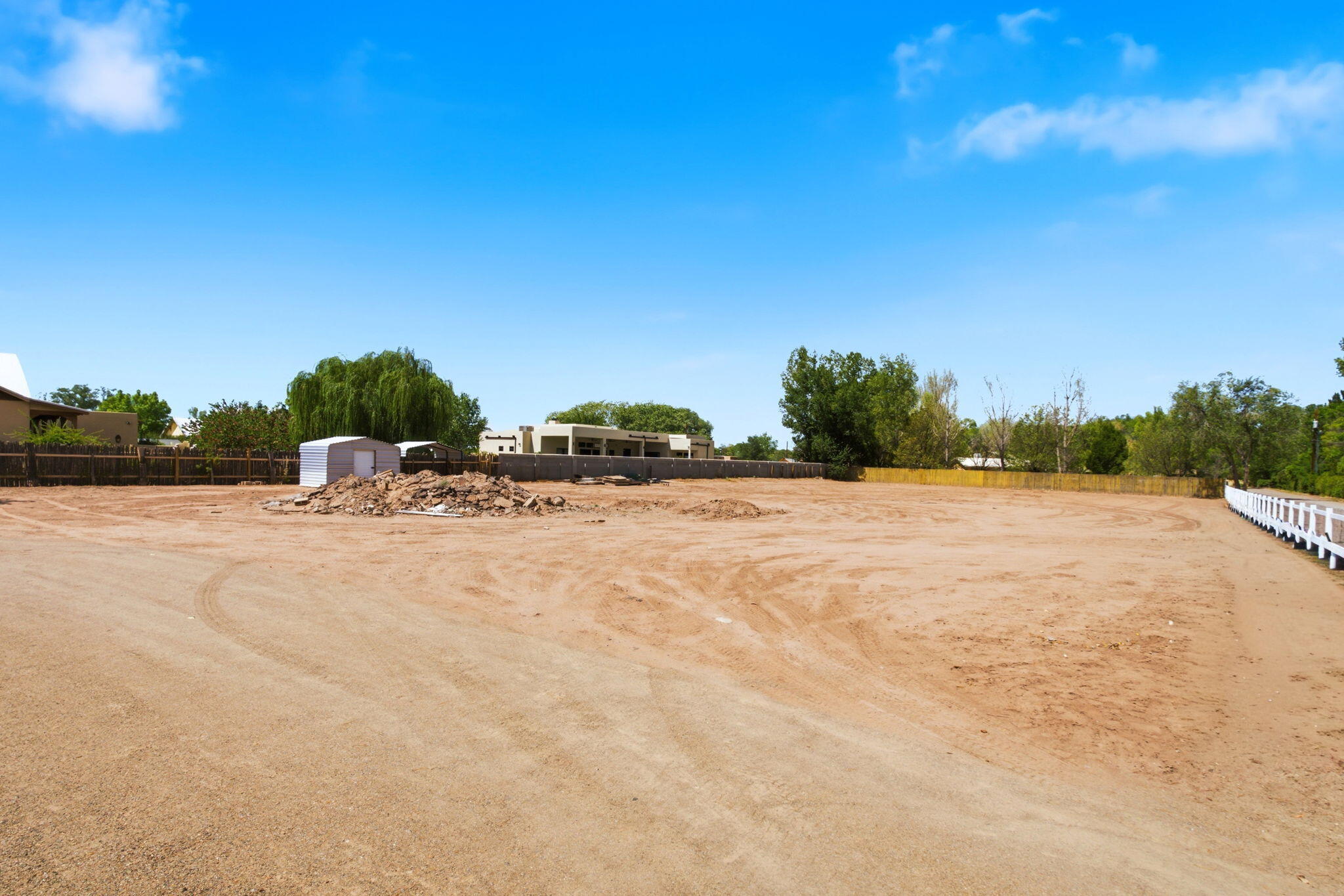 9017 Guadalupe Trail NW
