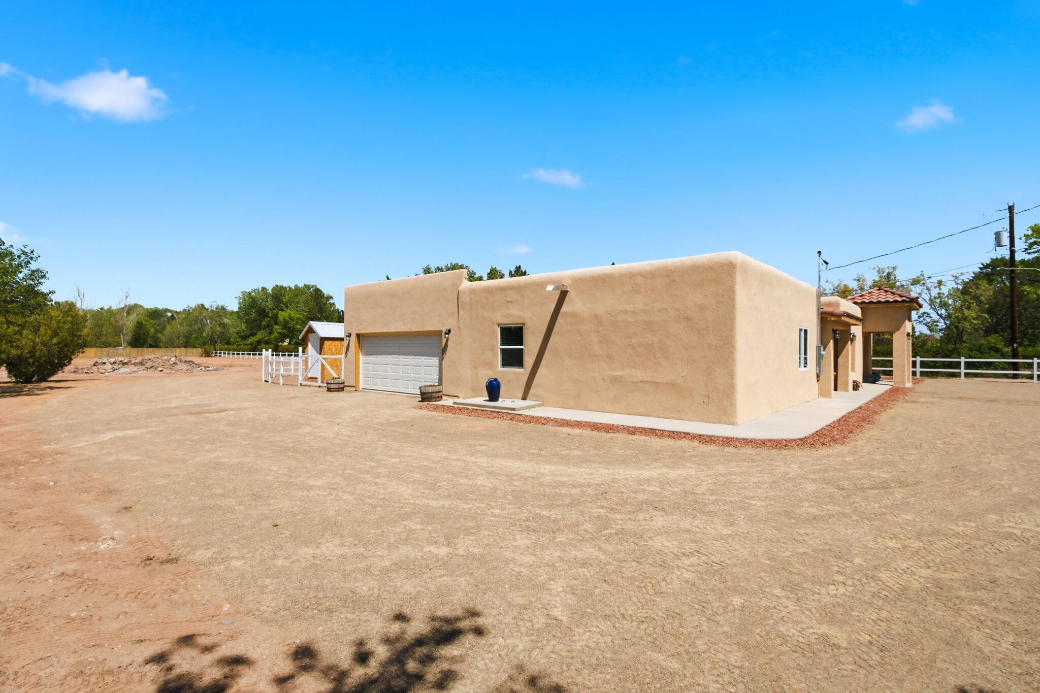 9017 Guadalupe Trail NW