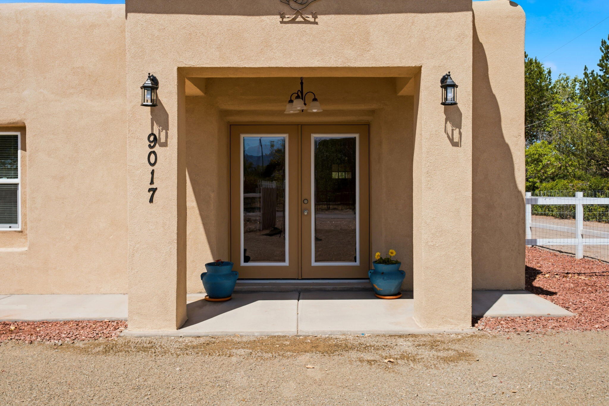 9017 Guadalupe Trail NW