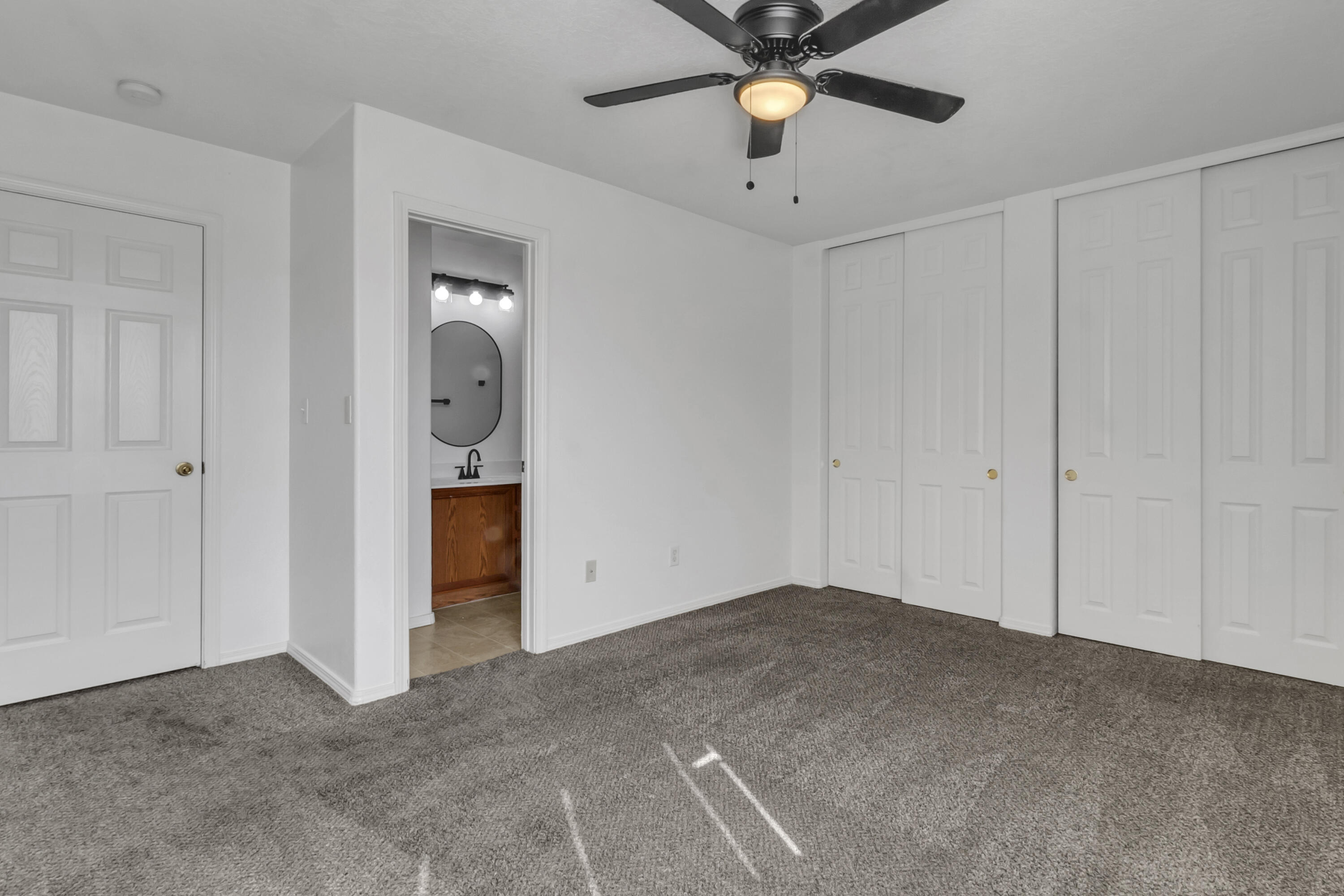 2764 Jesse James Drive SW