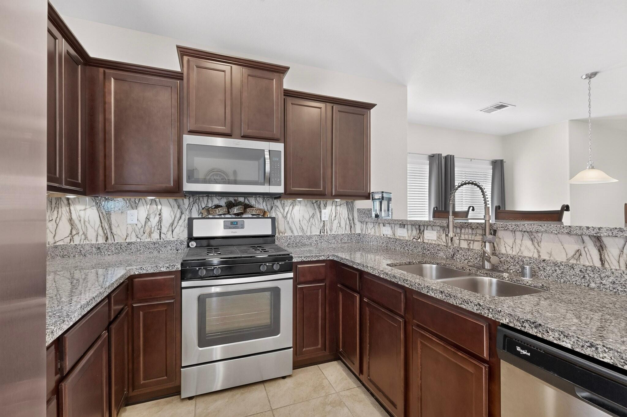 1648 Domino Drive SE