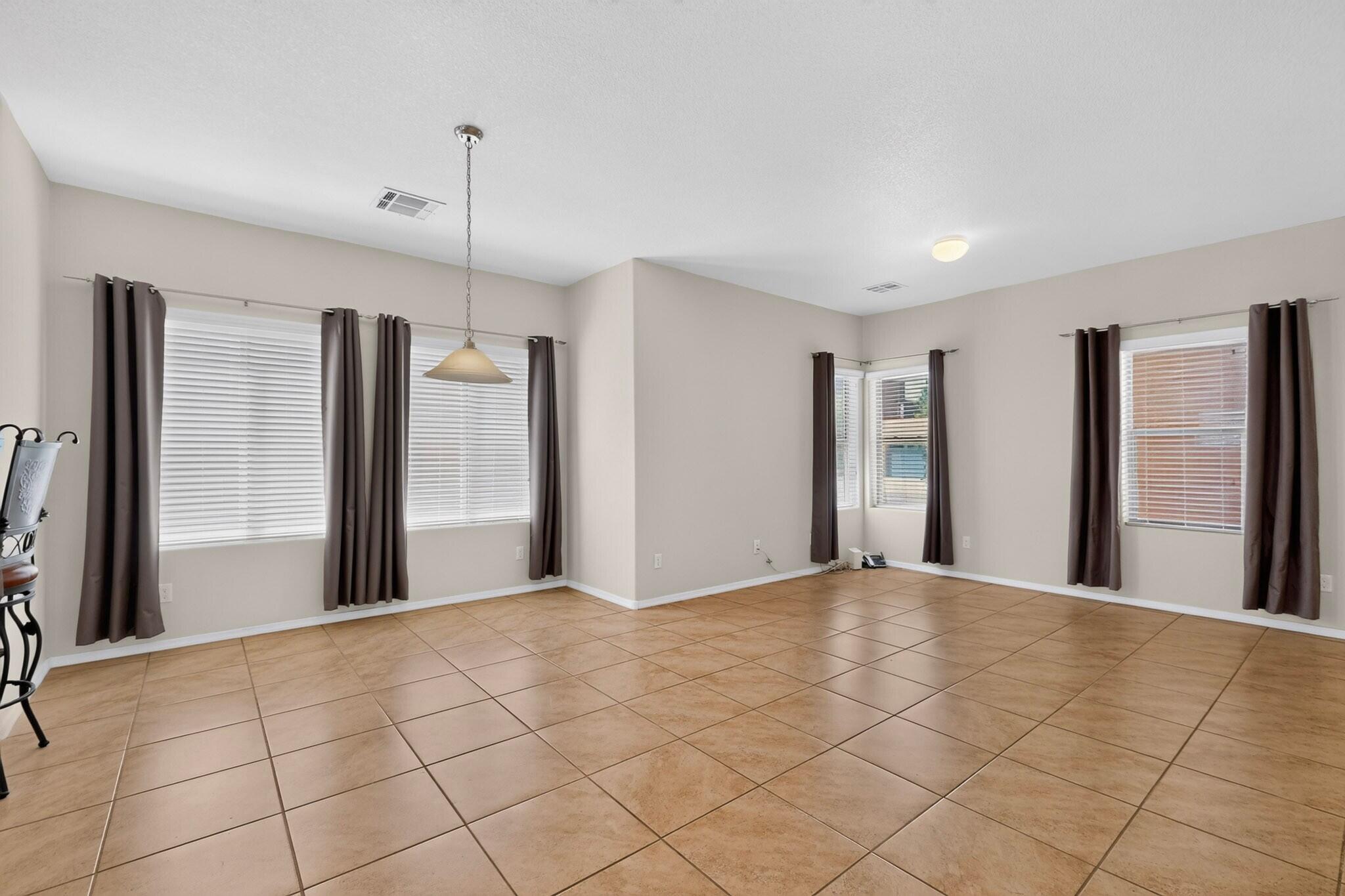 1648 Domino Drive SE