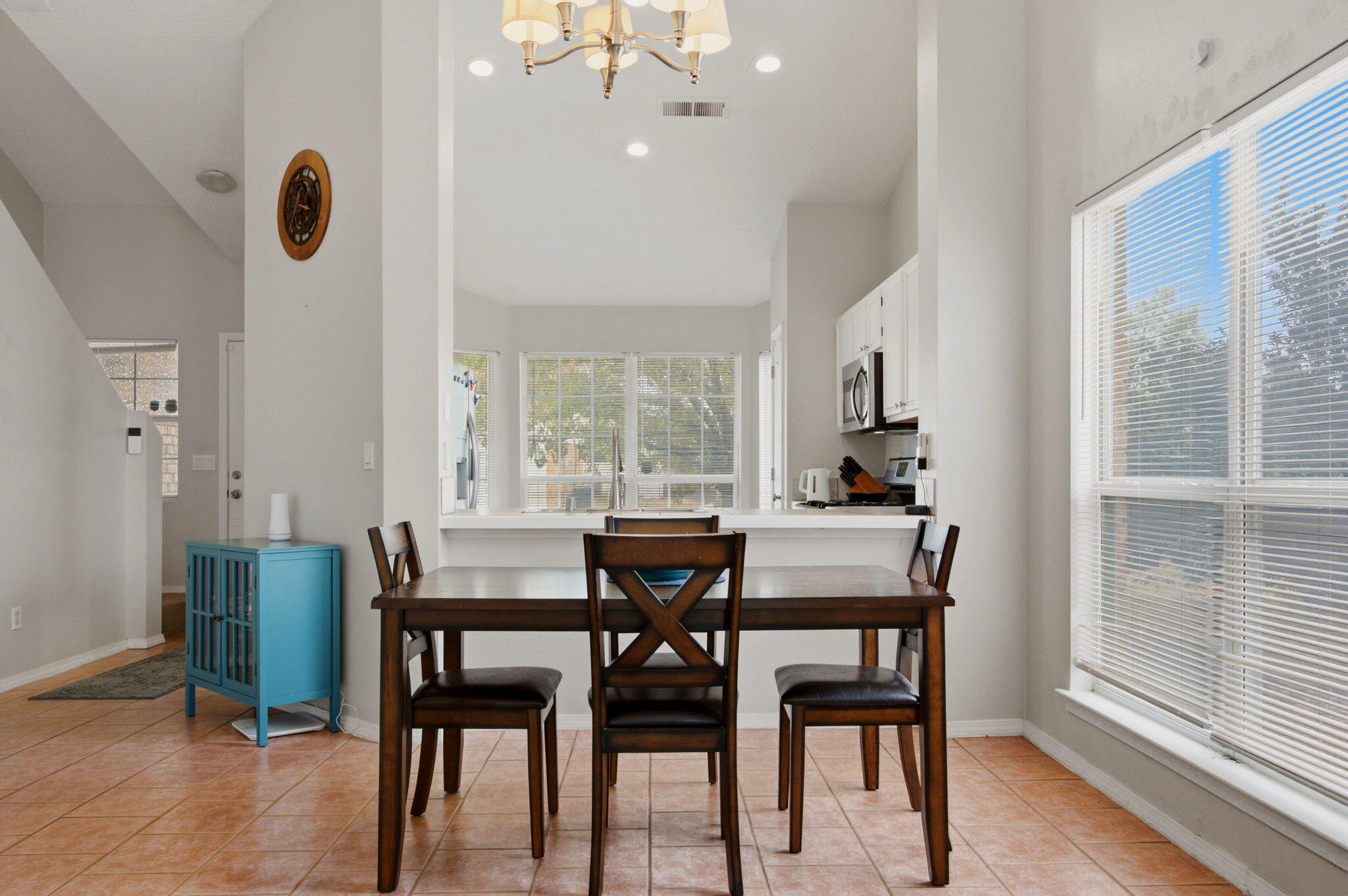 8 Apache Plume Road