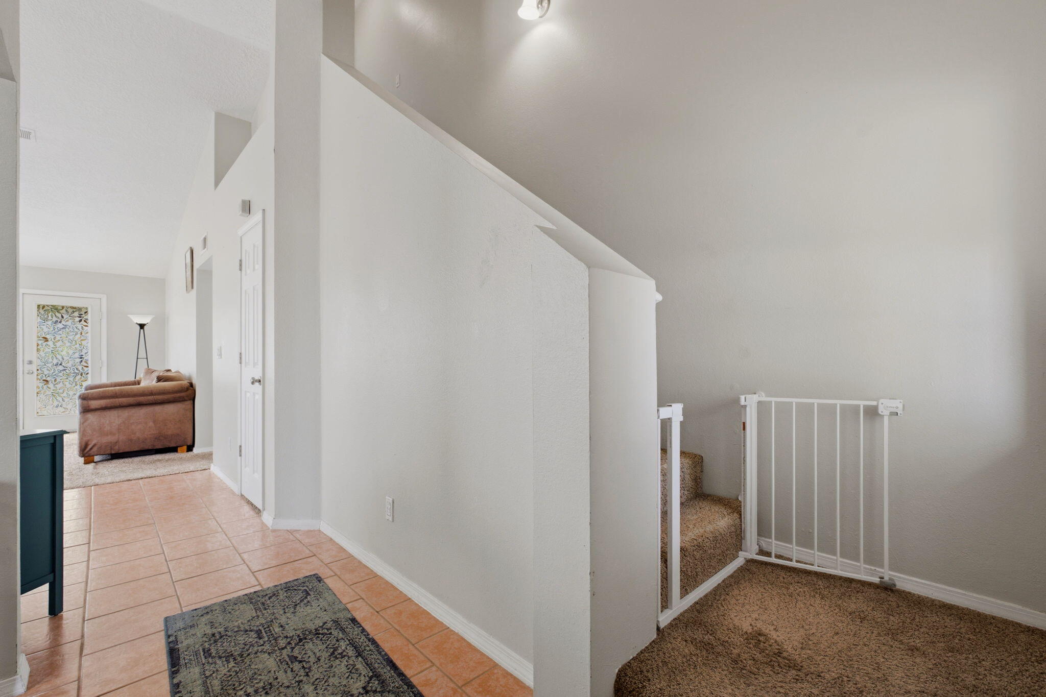 8 Apache Plume Road