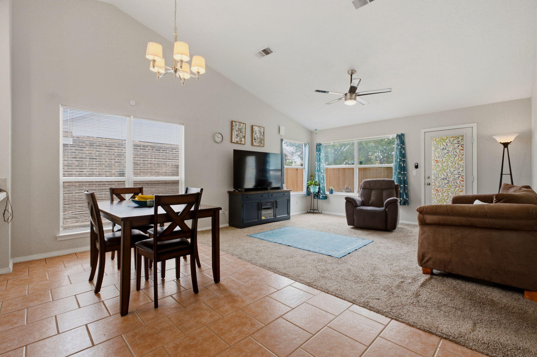 8 Apache Plume Road