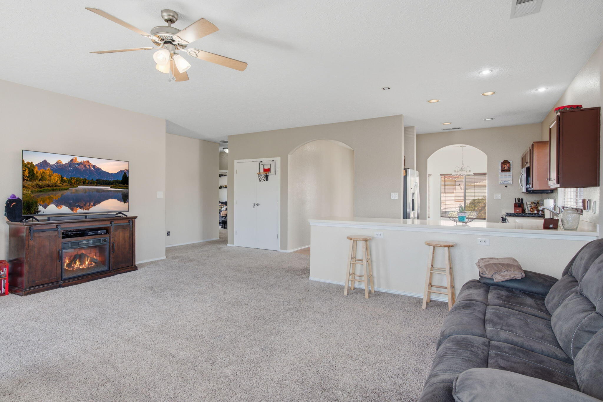 3312 Rio Linda Drive SW