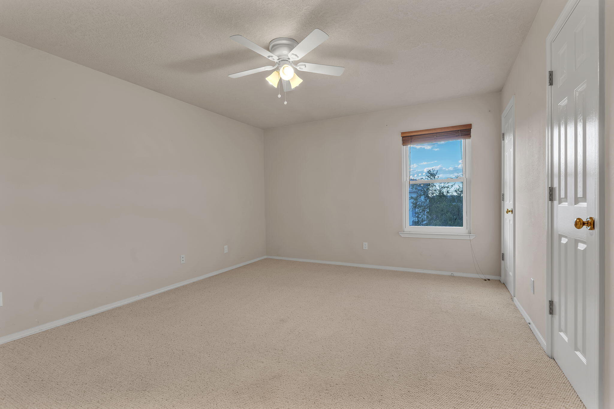 1004 Chiricahua Court SE