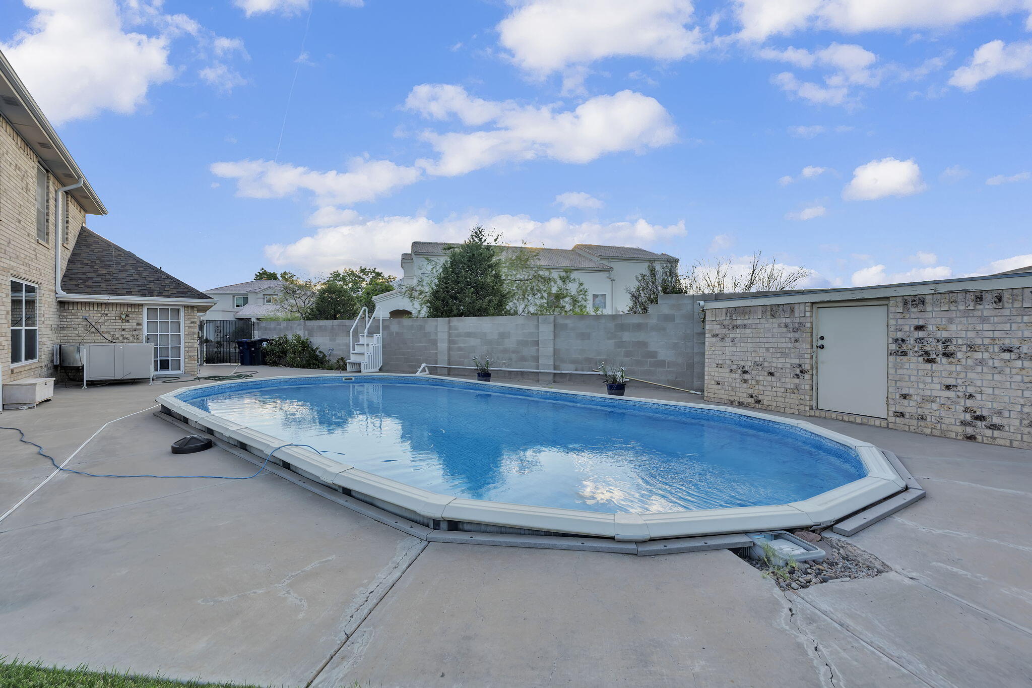 1004 Chiricahua Court SE