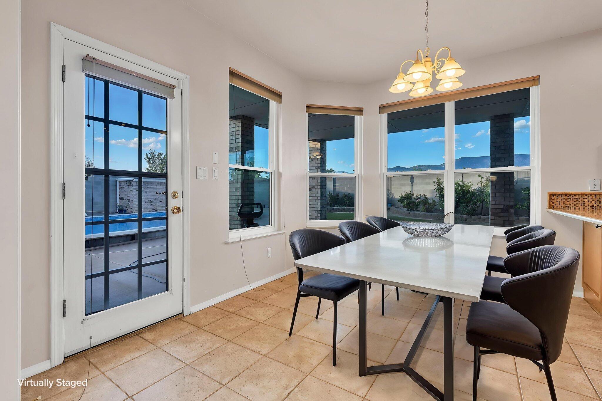 1004 Chiricahua Court SE