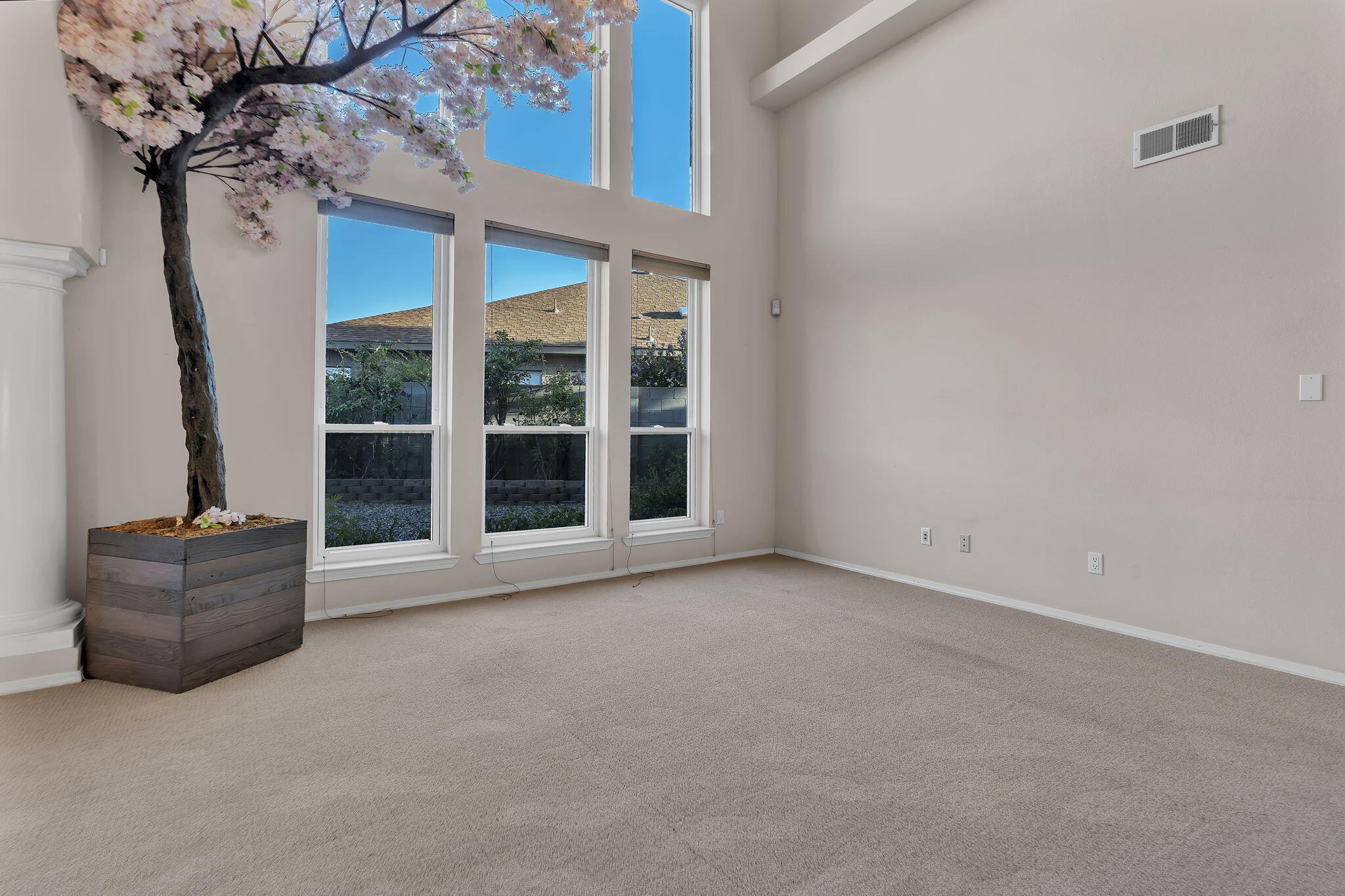 1004 Chiricahua Court SE