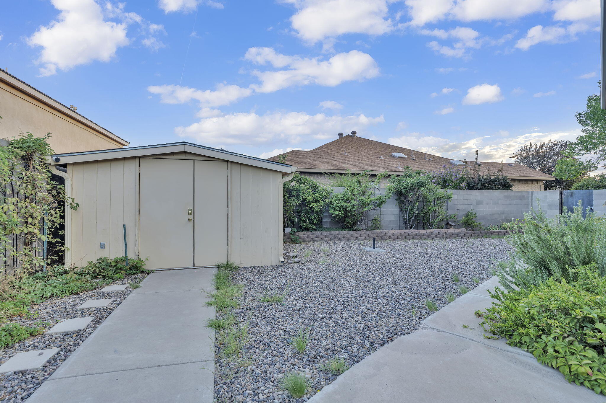 1004 Chiricahua Court SE