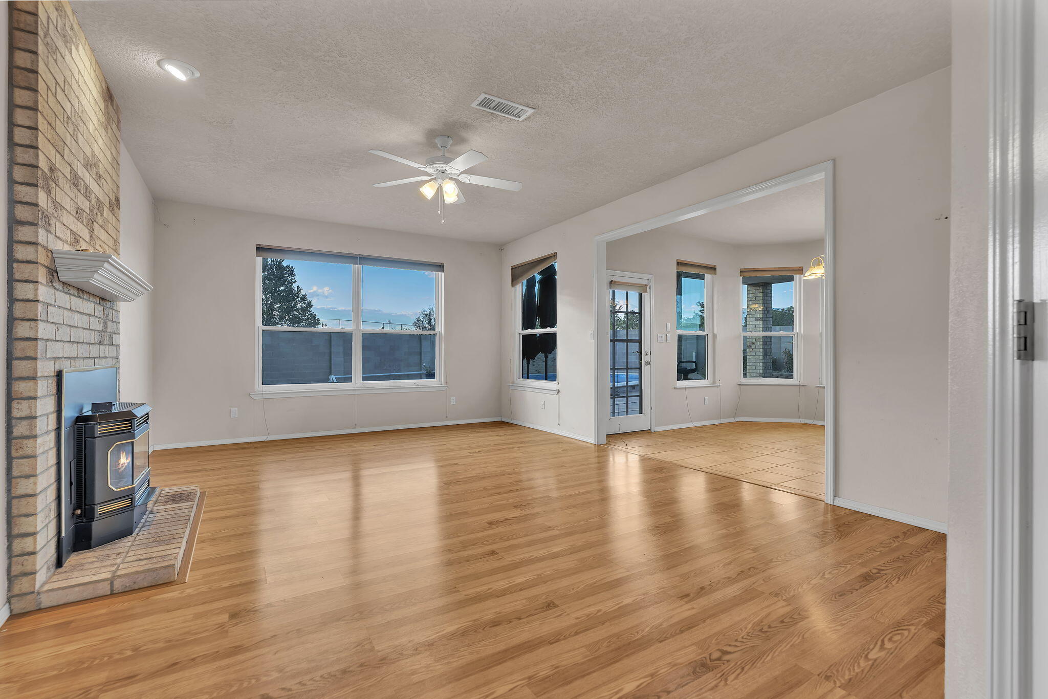 1004 Chiricahua Court SE