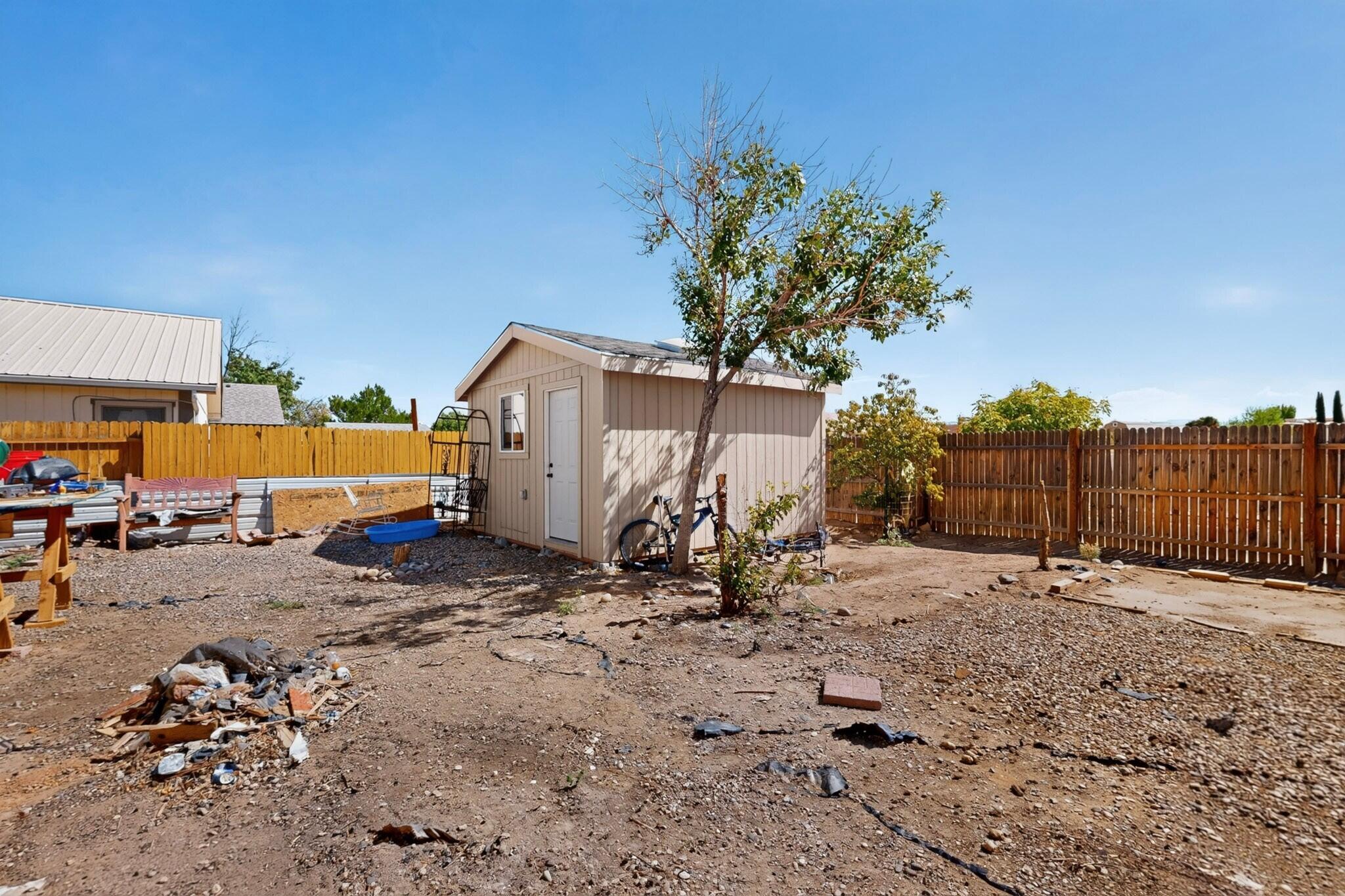 1142 Pandora Drive SW
