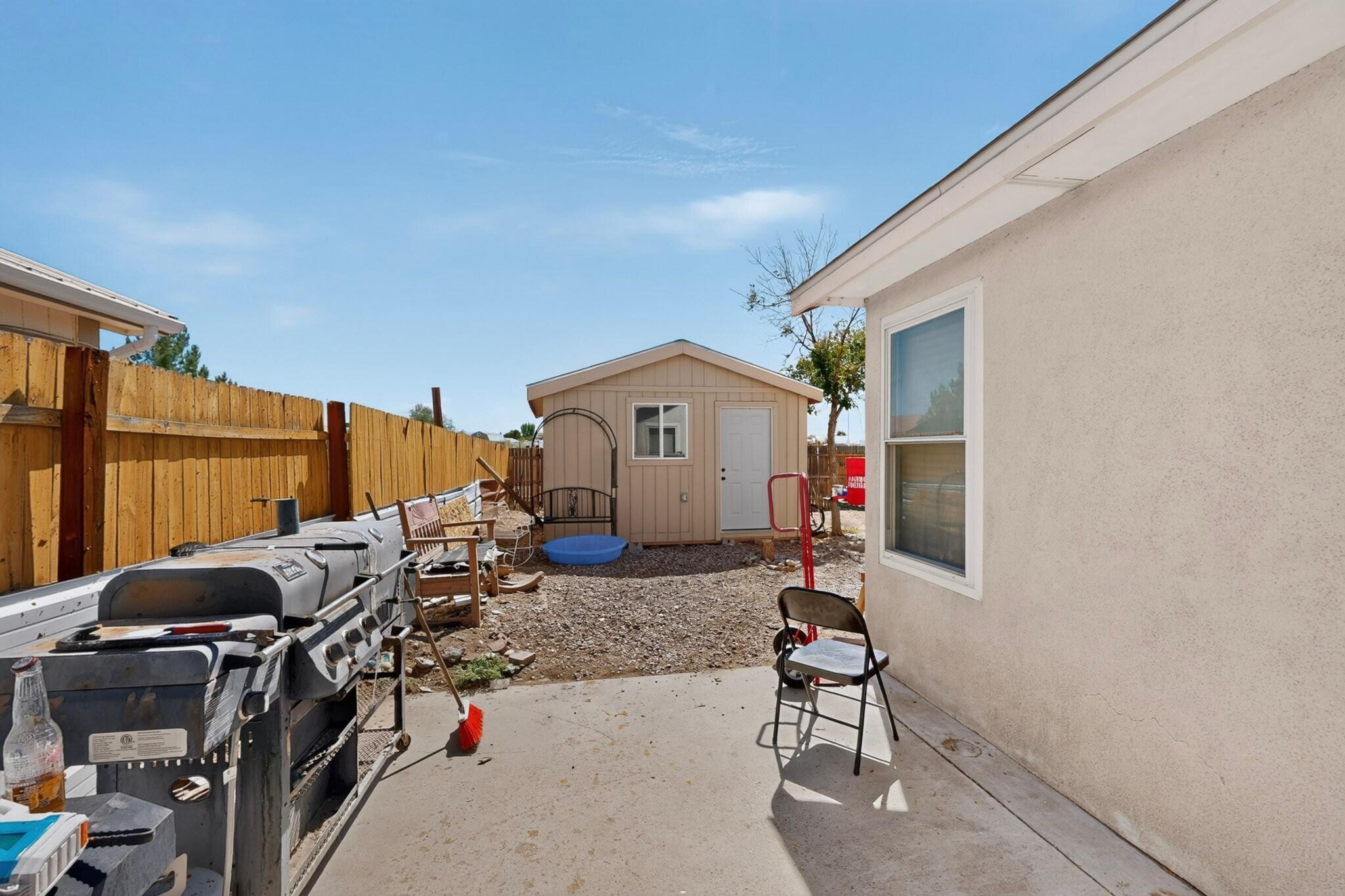 1142 Pandora Drive SW