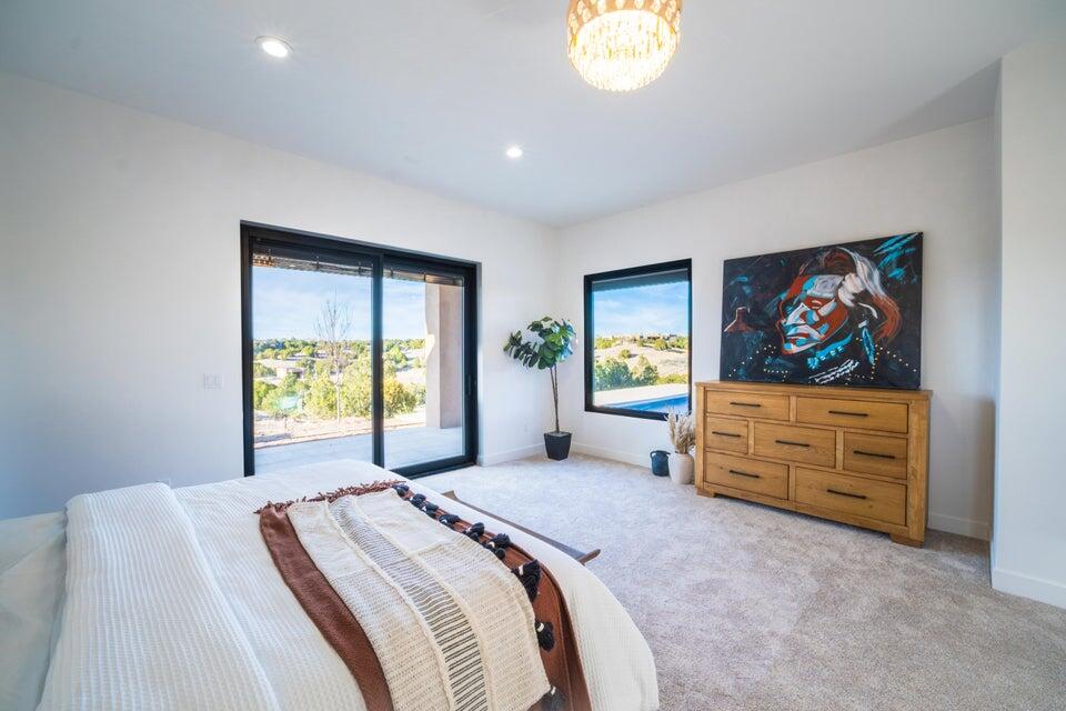 9 Tamarisk Trail