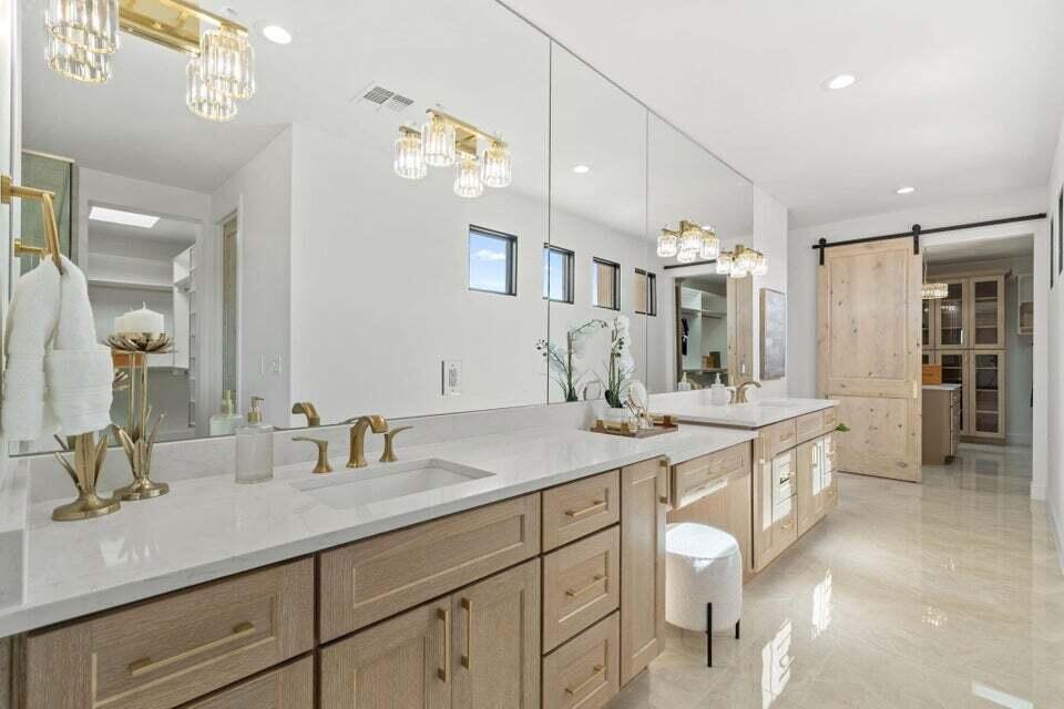 9 Tamarisk Trail