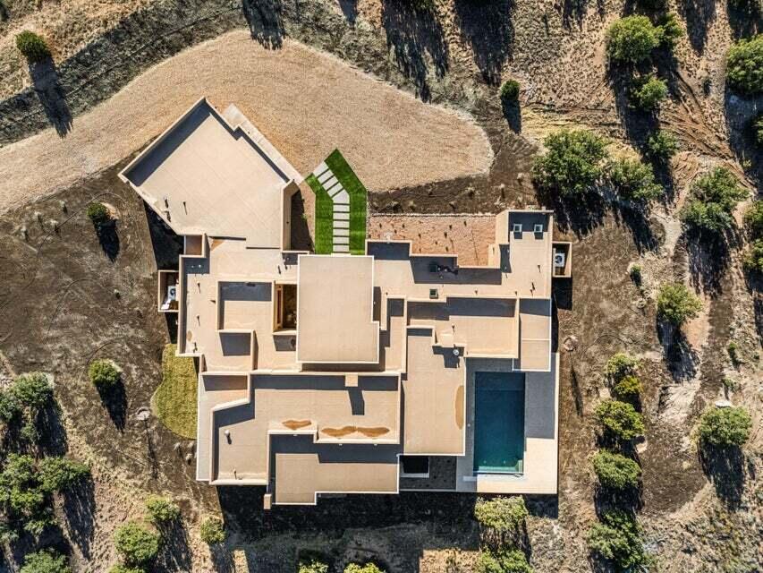 9 Tamarisk Trail
