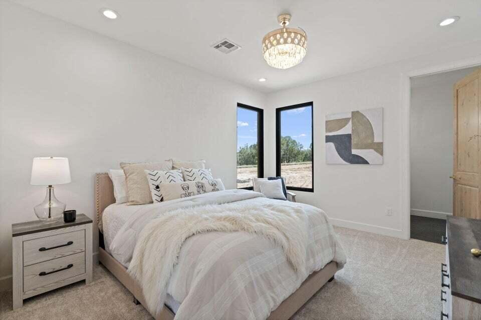 9 Tamarisk Trail