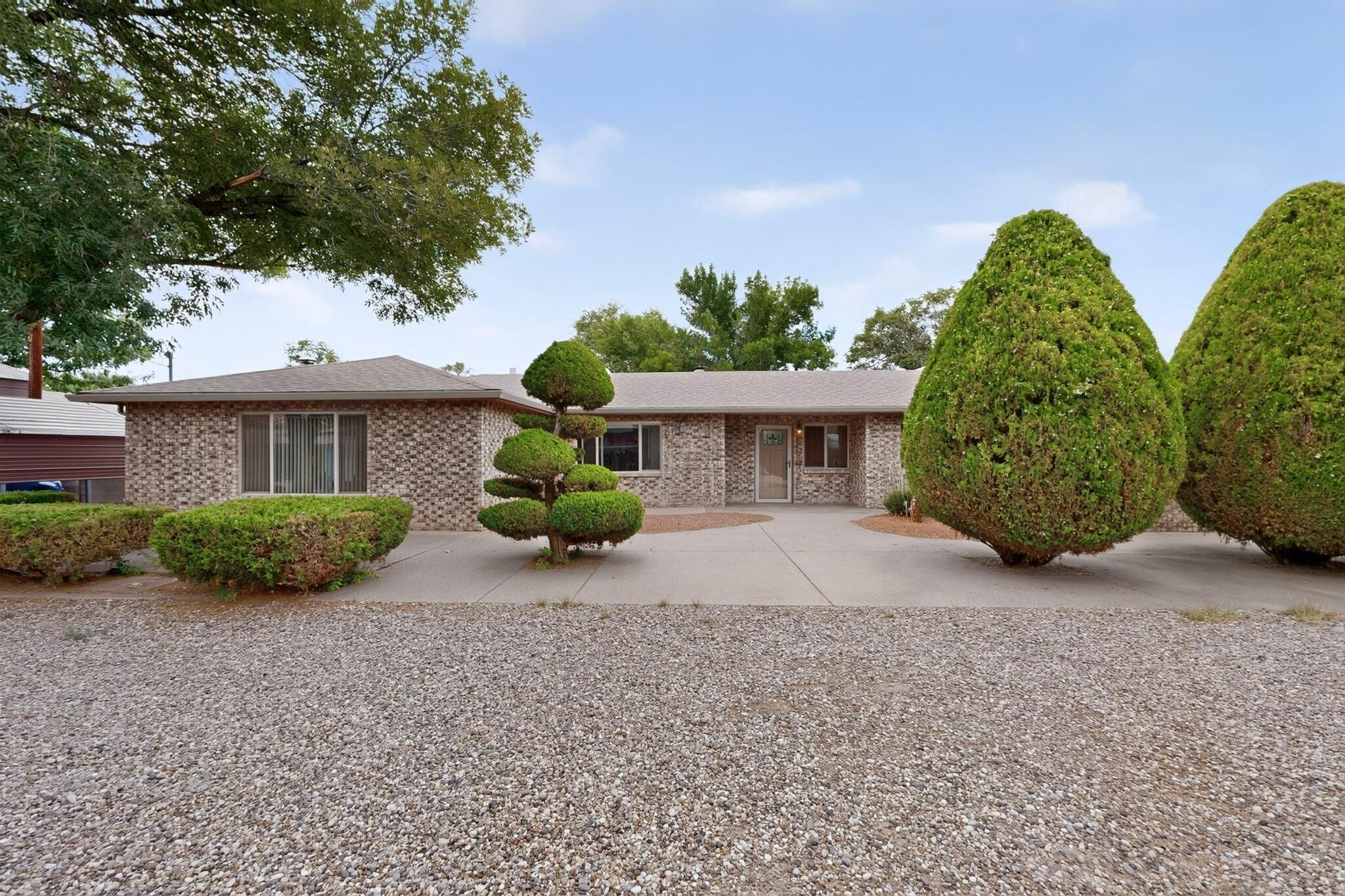 1502 La Vega Drive SW