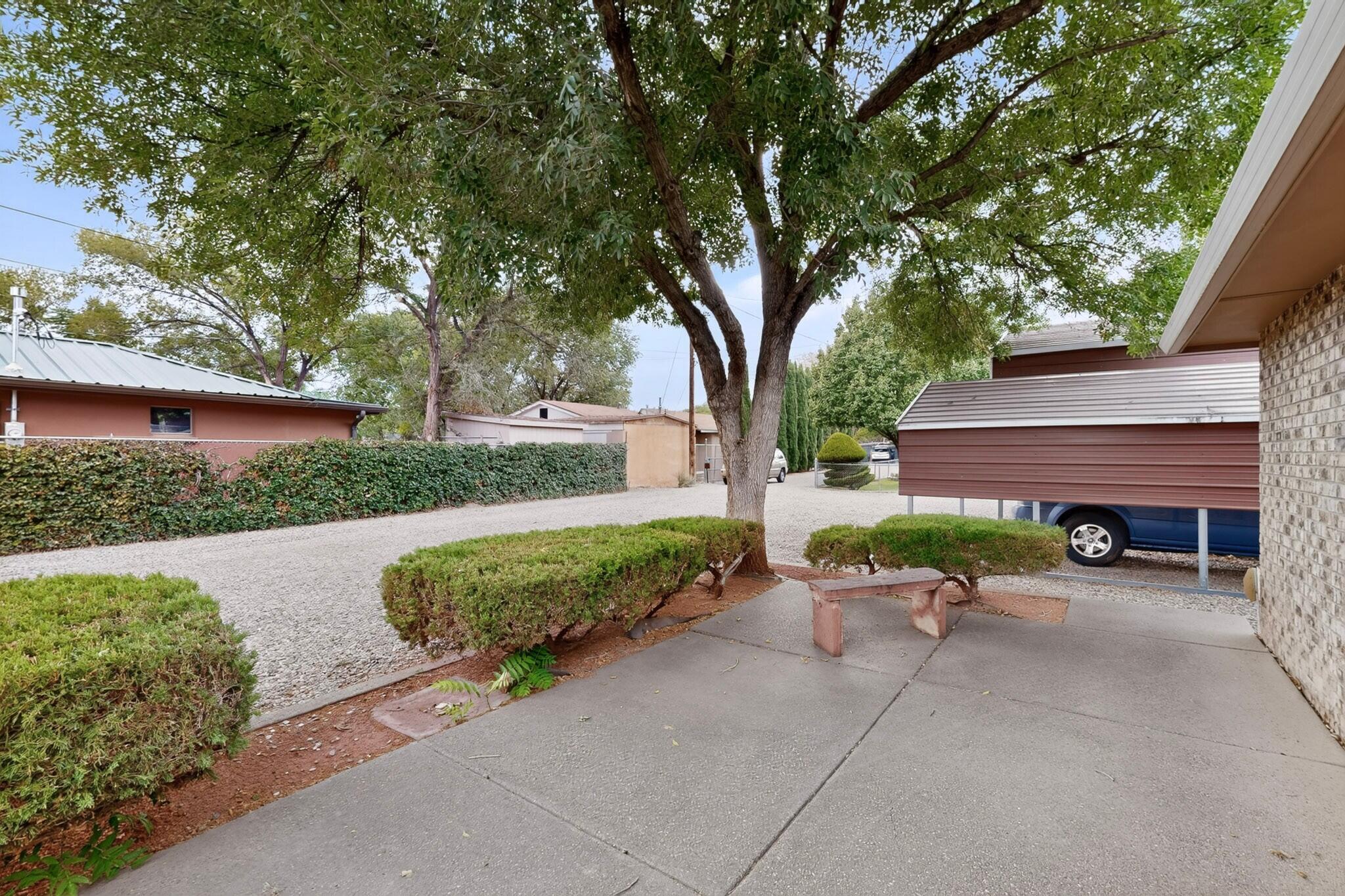 1502 La Vega Drive SW