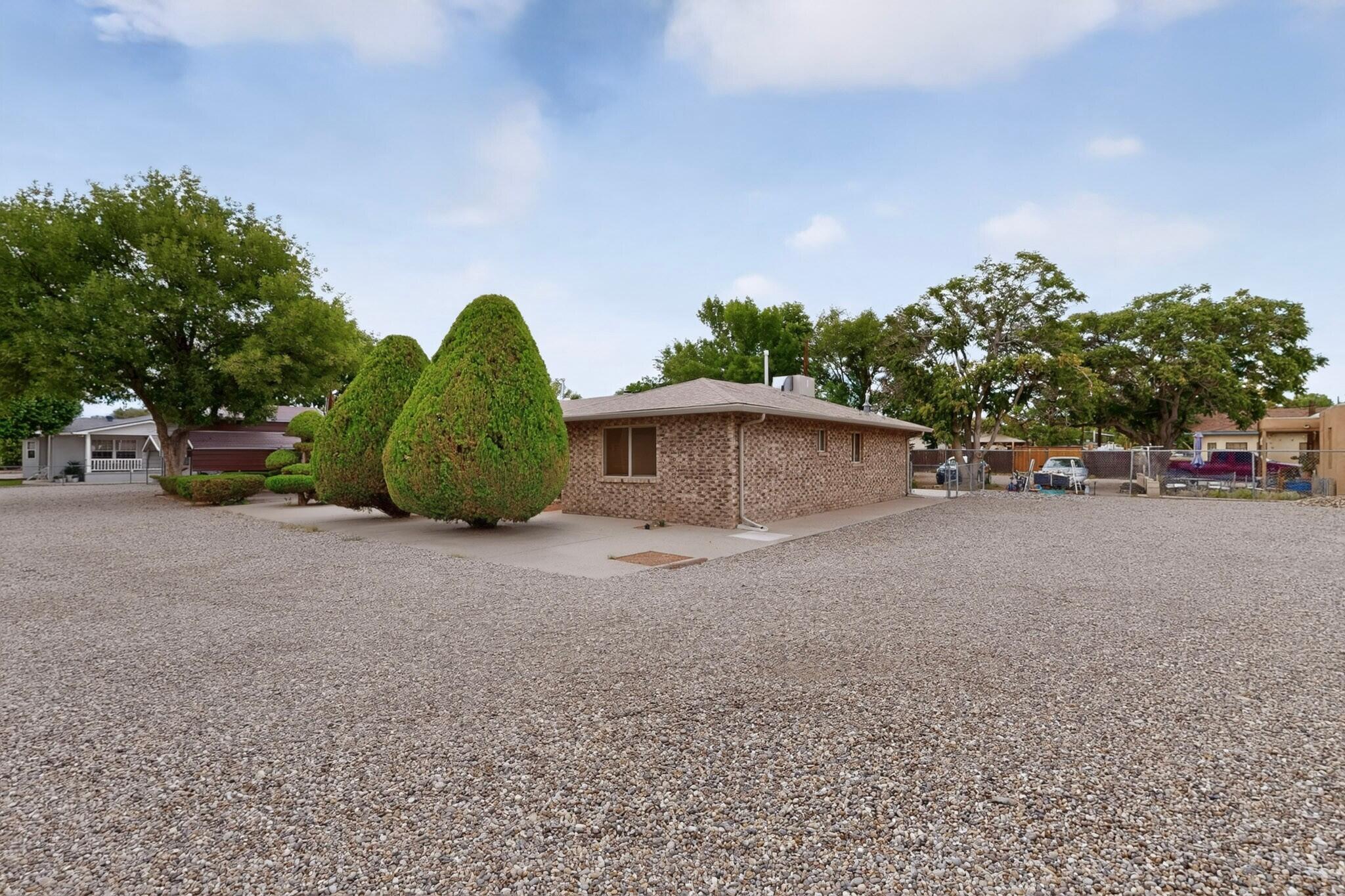1502 La Vega Drive SW