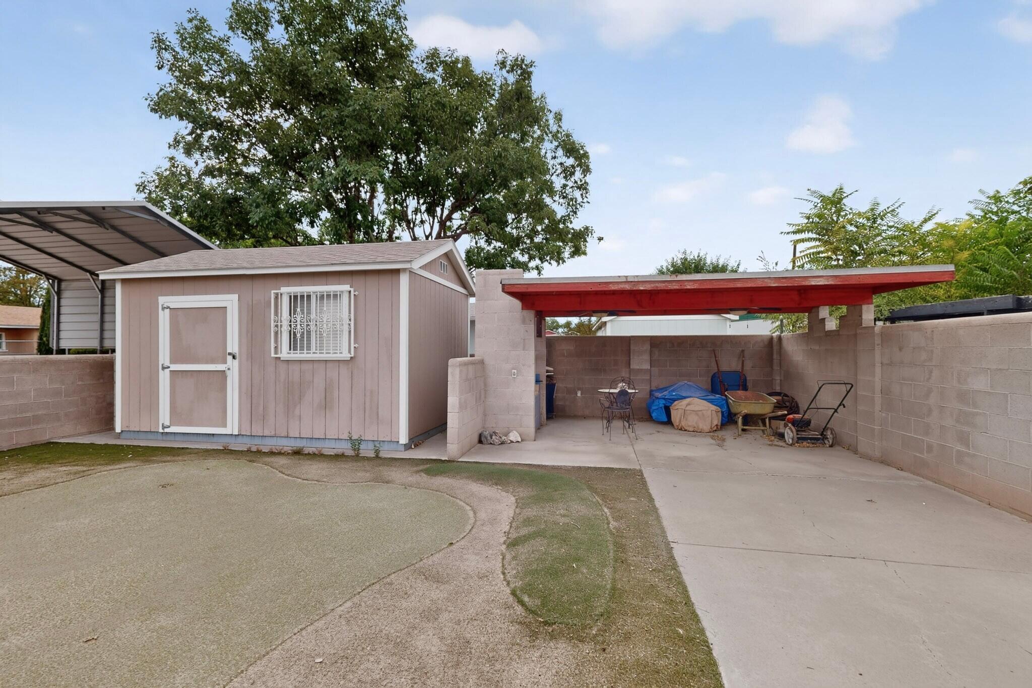 1502 La Vega Drive SW