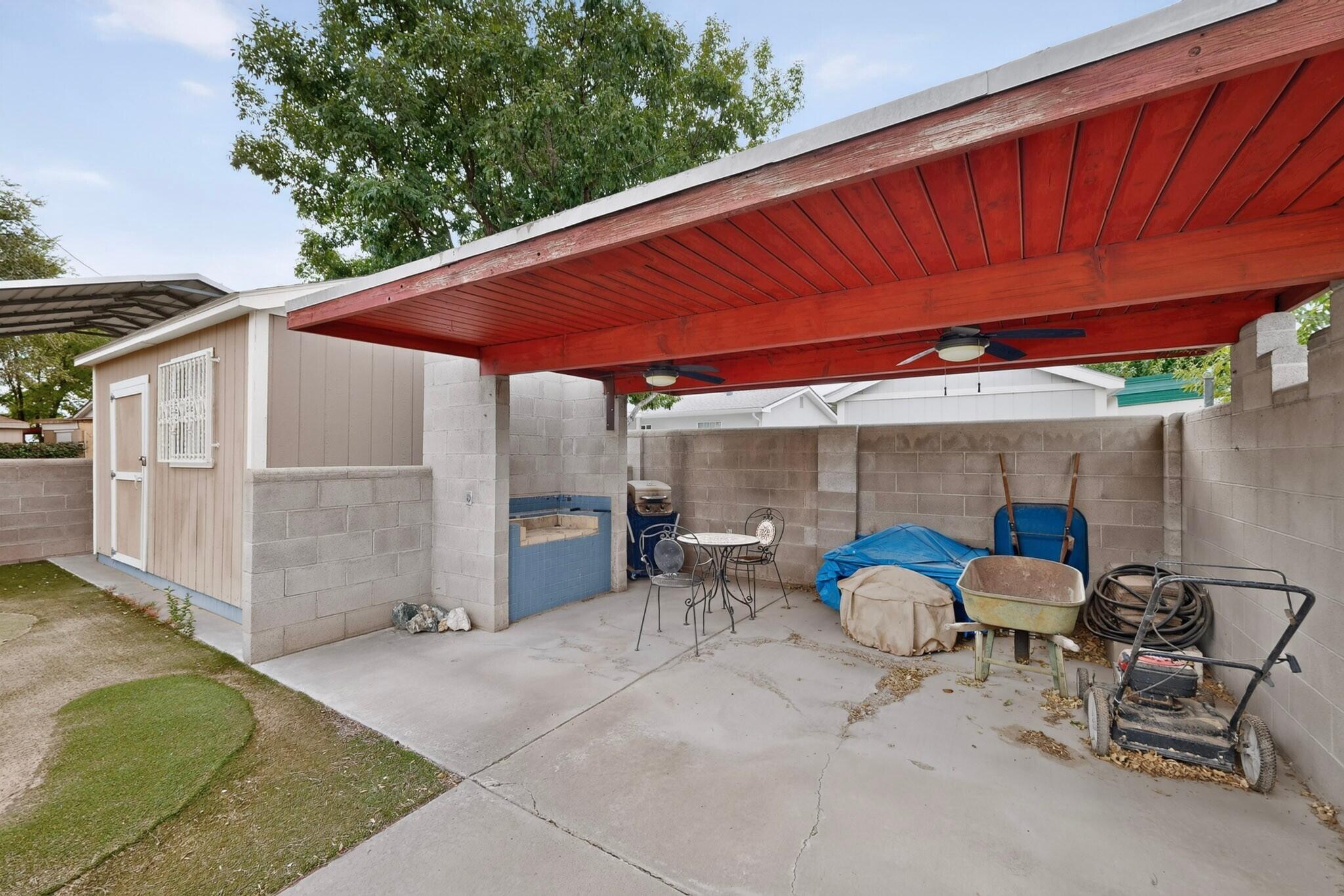 1502 La Vega Drive SW