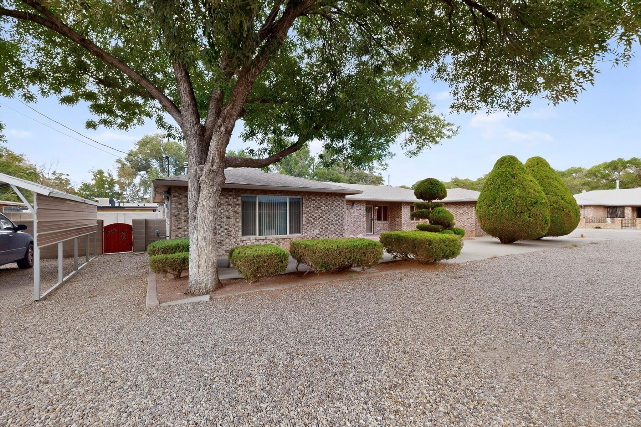 1502 La Vega Drive SW