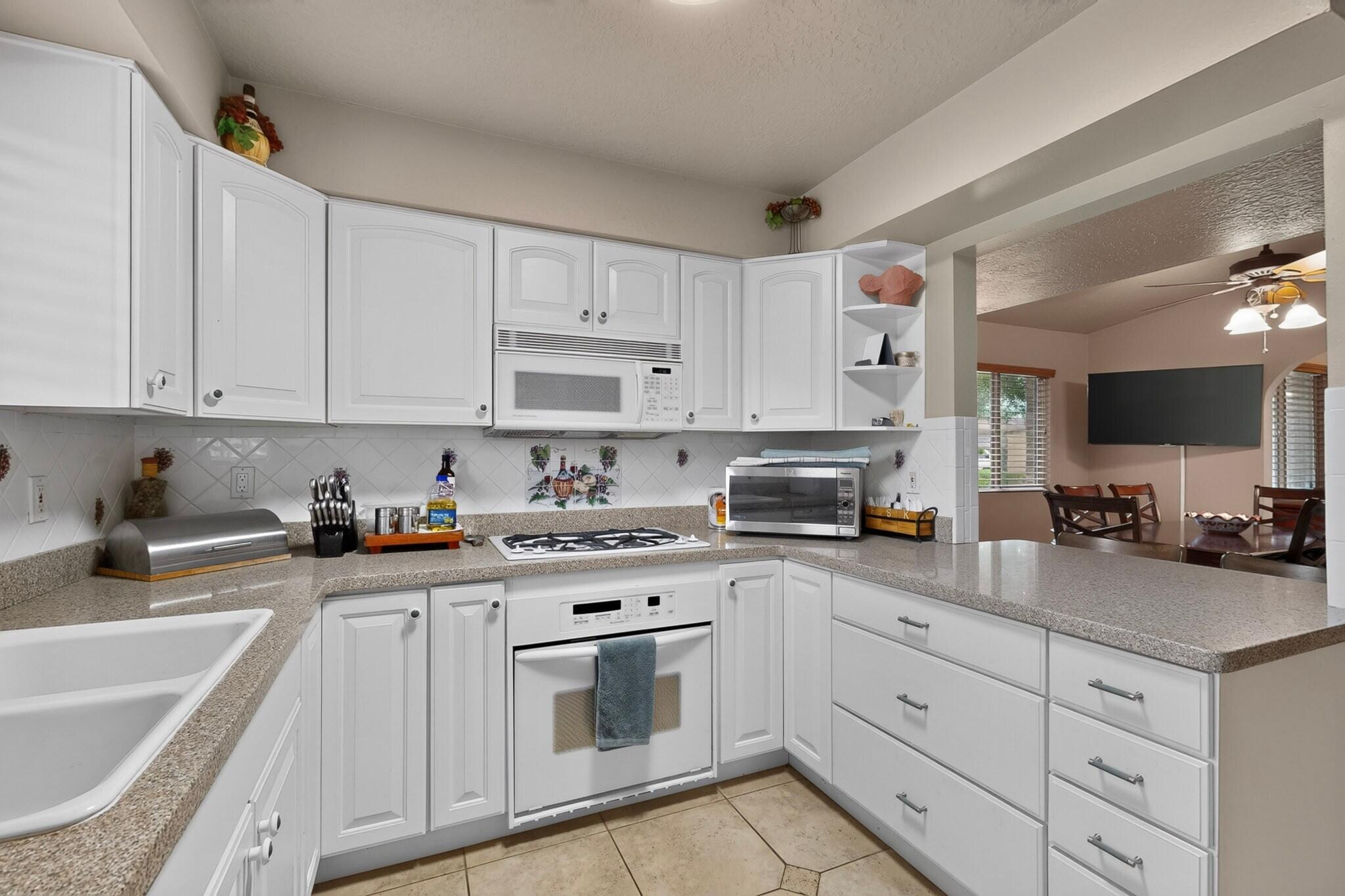 1502 La Vega Drive SW