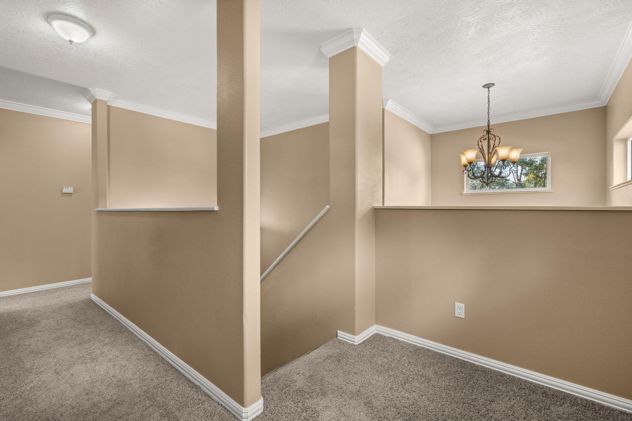 103 CHANTELLY Lane
