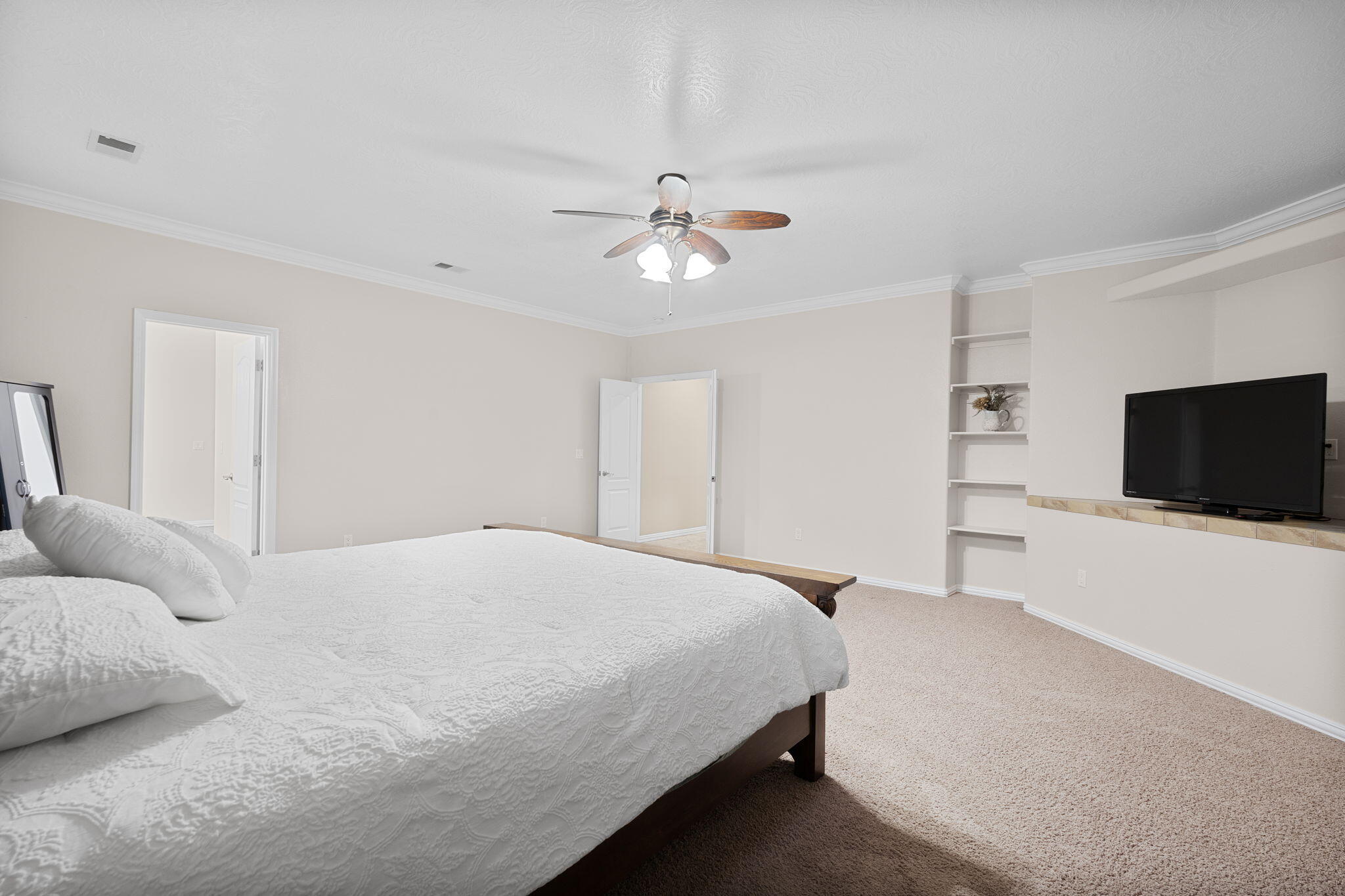 103 CHANTELLY Lane