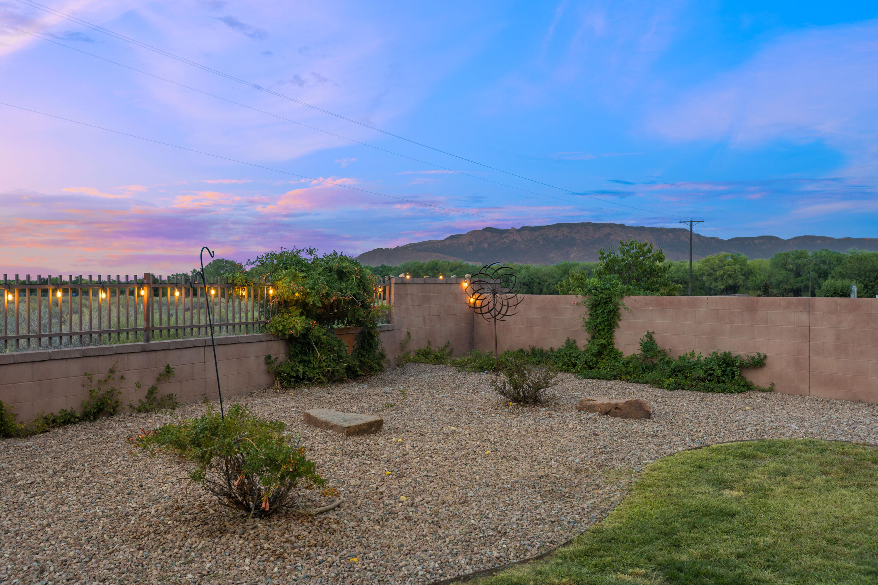 4919 Valle Rio Trail NW