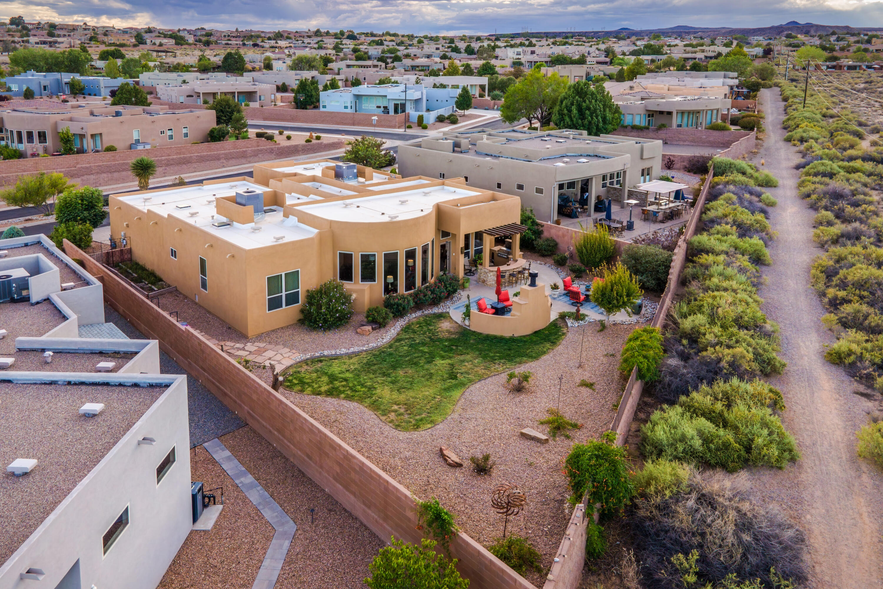 4919 Valle Rio Trail NW