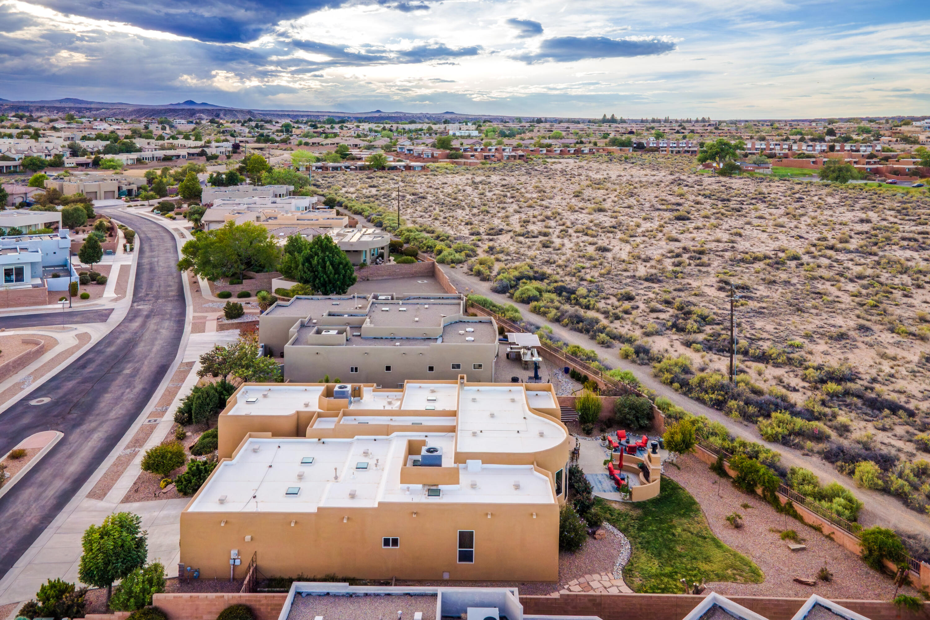 4919 Valle Rio Trail NW